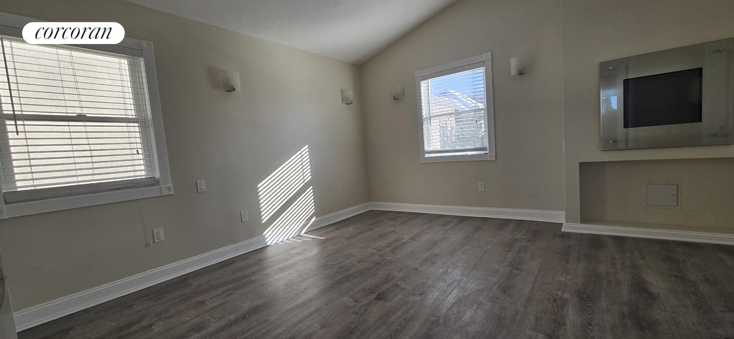 #7 photo, 162-16 77TH Road, Flushing , NY 11366