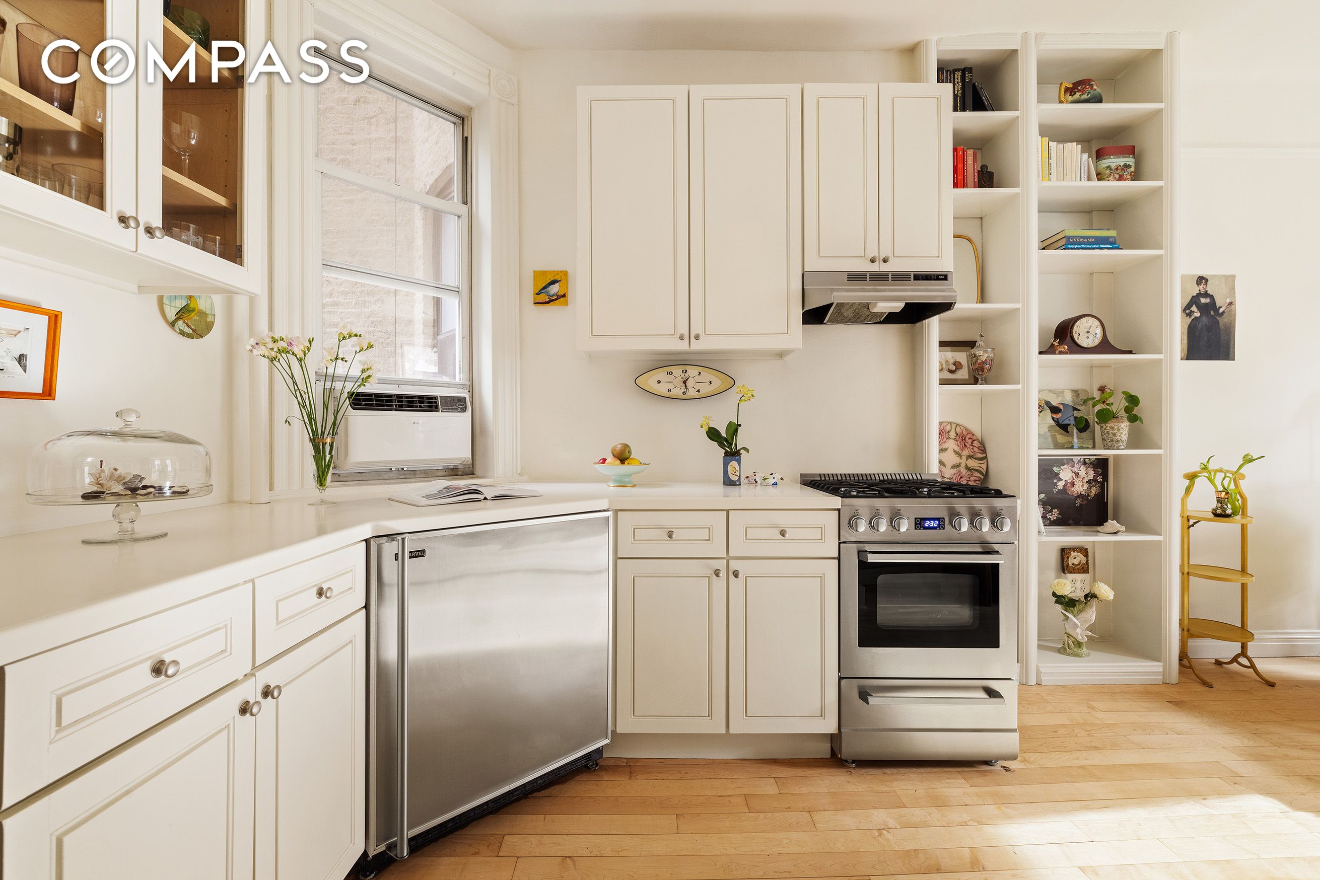 #5 photo, 633 E 11th Street, मैनहटन East Village , NY 10009