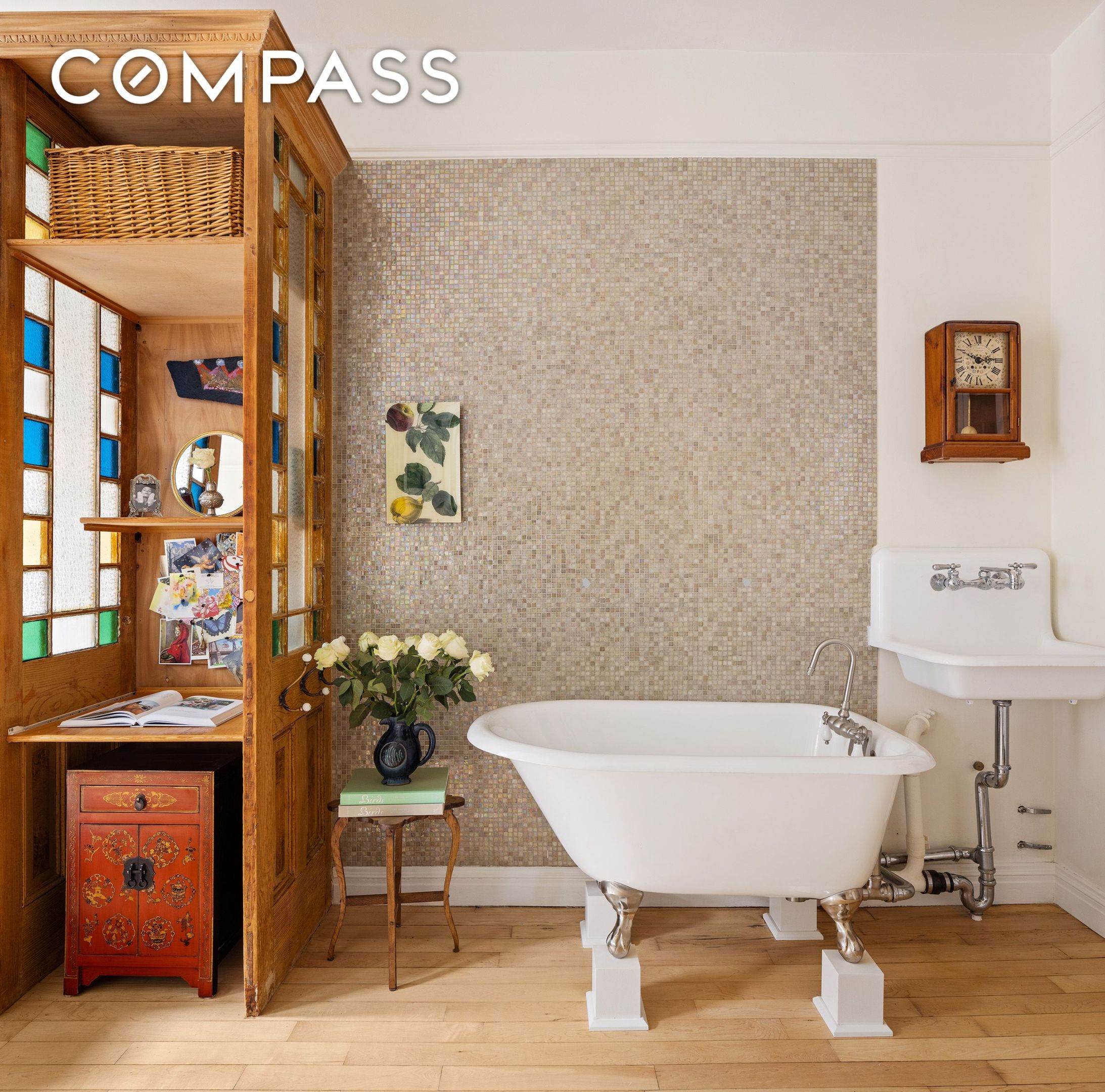 #8 photo, 633 E 11th Street, मैनहटन East Village , NY 10009