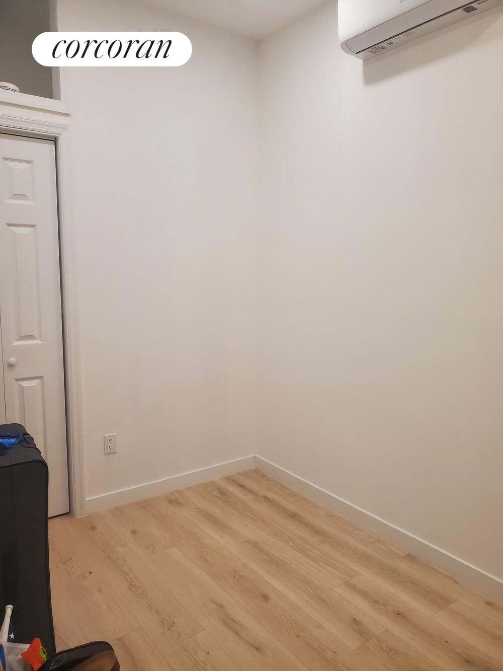 #7 photo, New York City, मैनहटन East Village , NY 10009