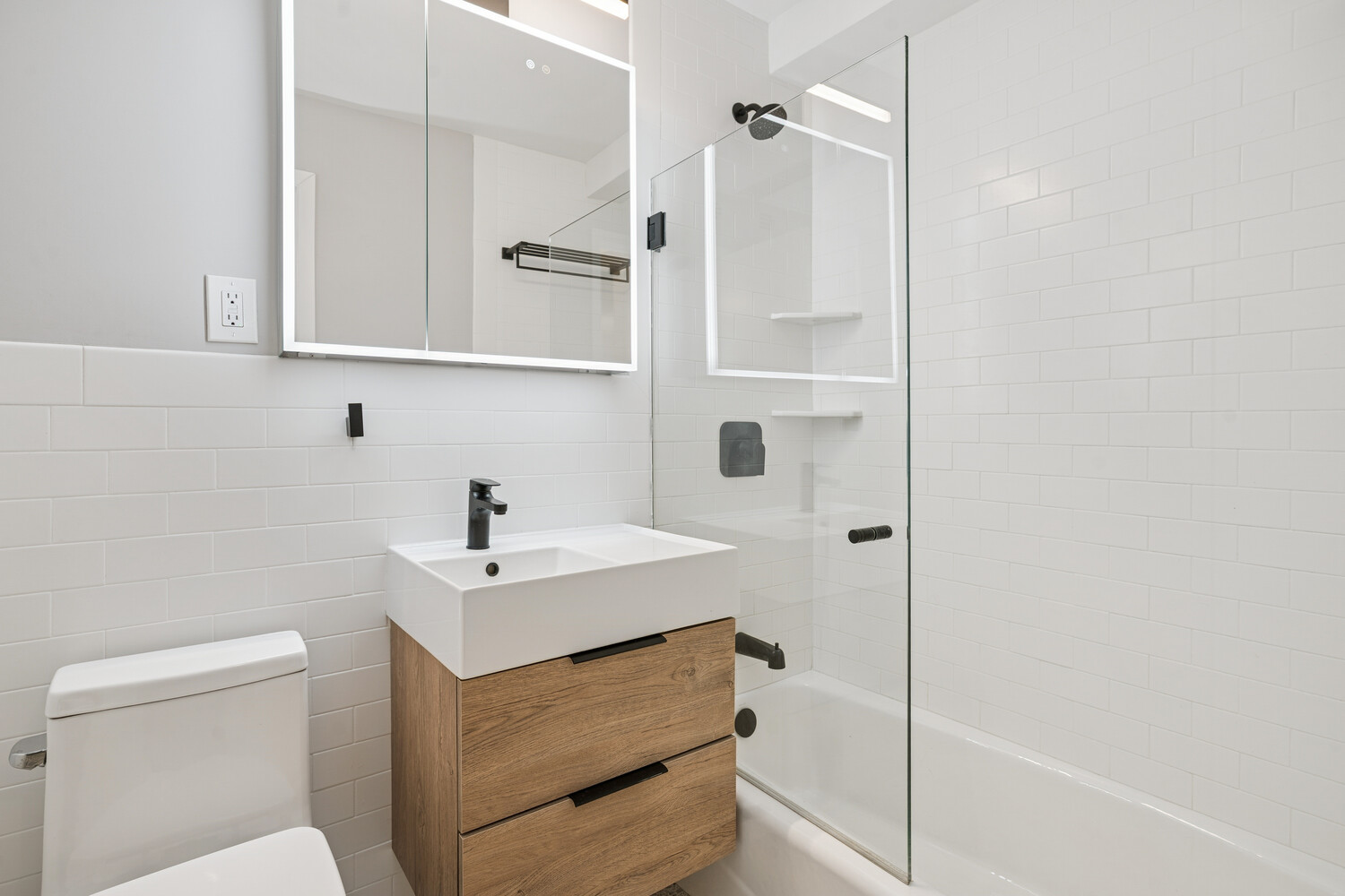 #5 photo, 333 E 66TH Street, मैनहटन Lenox Hill , NY 10021