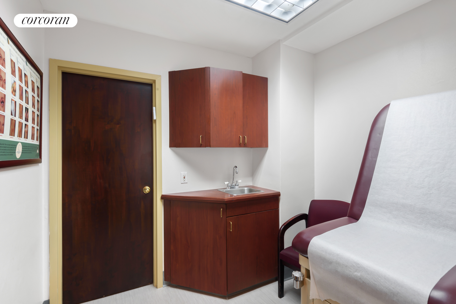 #8 photo, 871 5TH Avenue, मैनहटन Lenox Hill , NY 10065