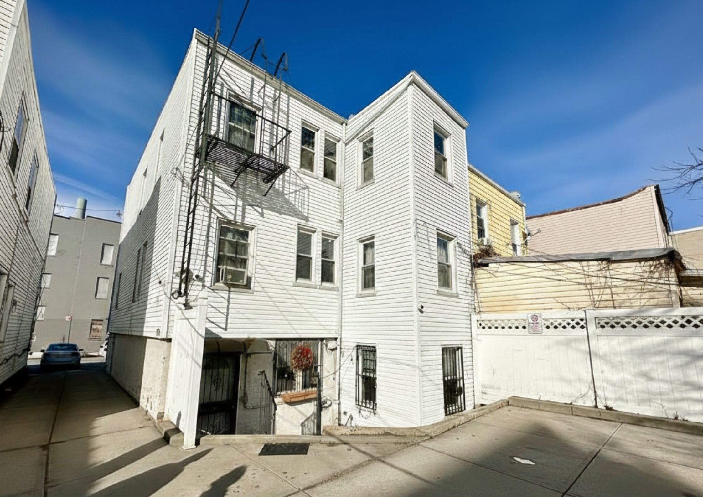 #19 photo, 51-19 34th Street, Sunnyside , NY 11101