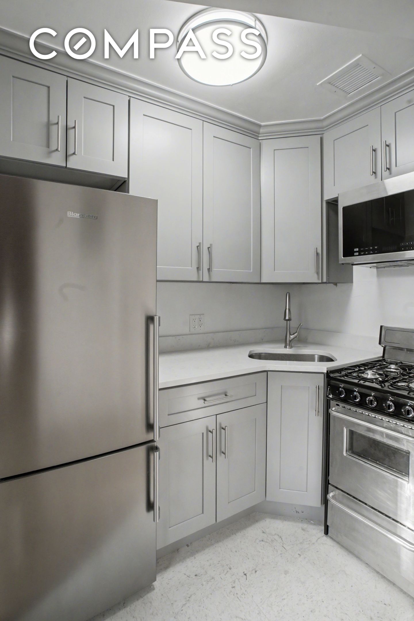 #2 photo, New York City, מנהטן Harlem , NY 10027