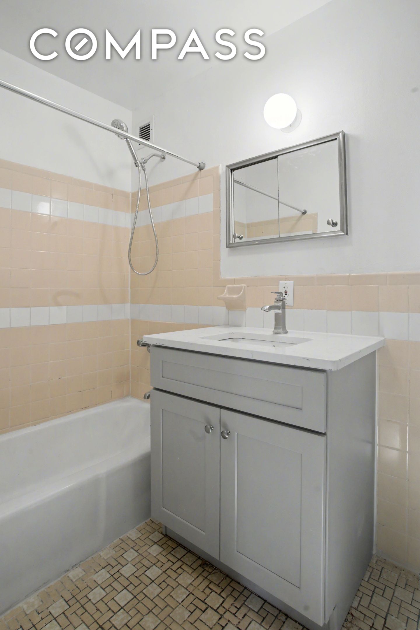 #6 photo, New York City, מנהטן Harlem , NY 10027