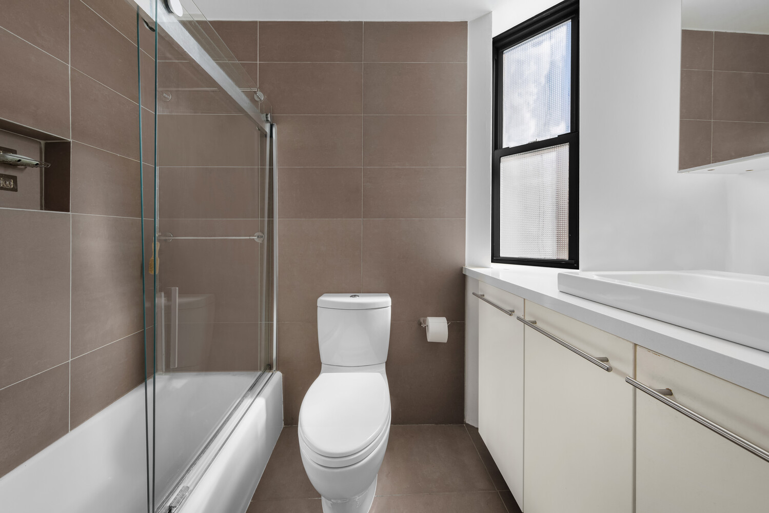 #5 photo, 336 E 77TH Street, Lenox Hill , NY 10075