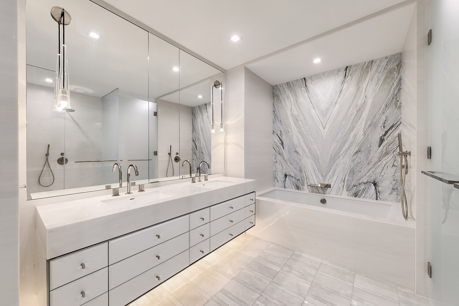 #7 photo, 200 AMSTERDAM Avenue, مانهاتن Lincoln Square , NY 10023