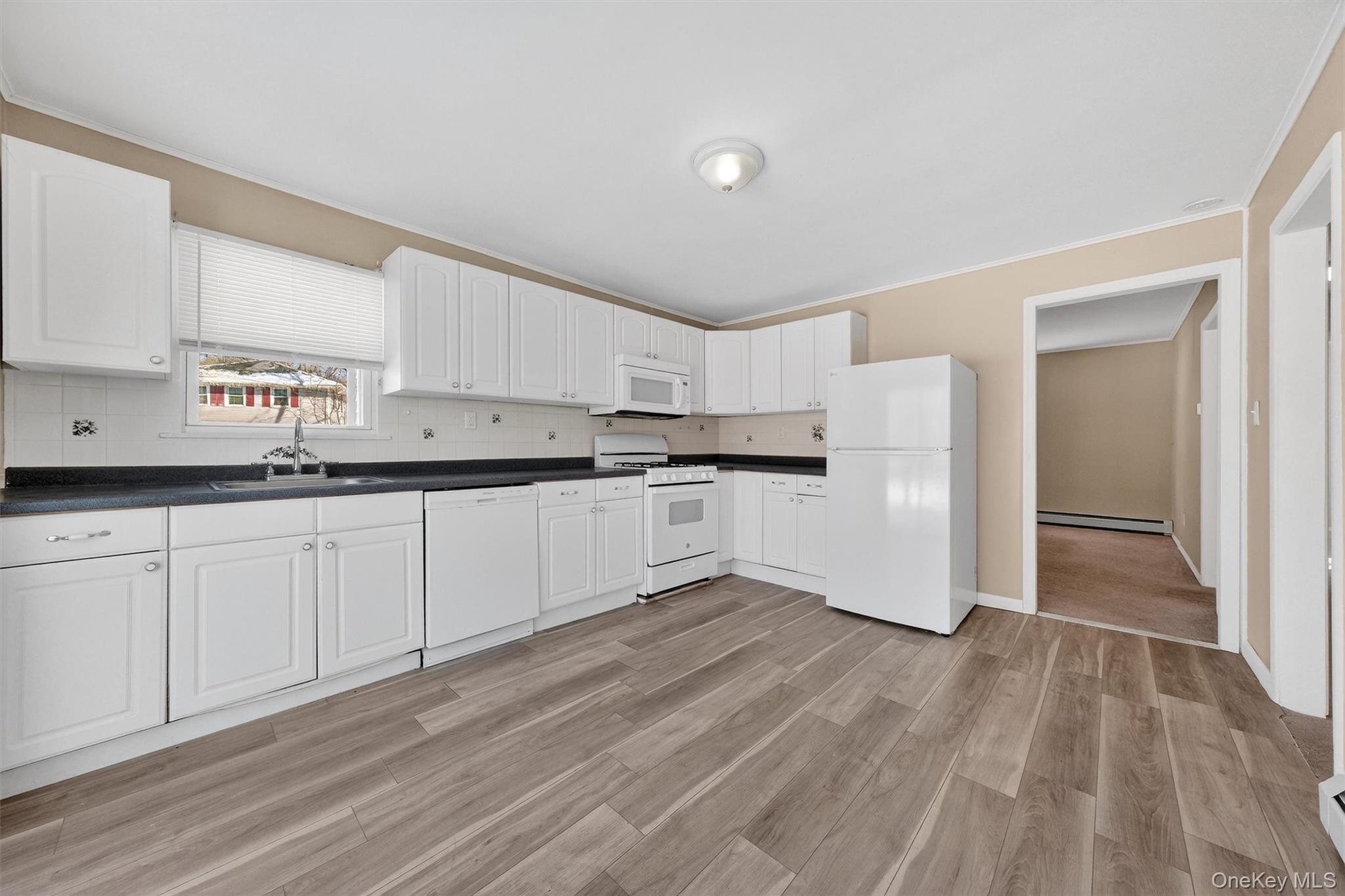 #6 photo, 111 Lake Region Boulevard, 뉴욕주 Monroe , NY 10950