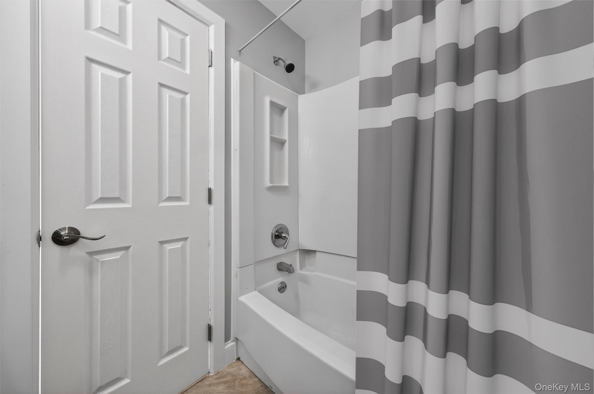 #18 photo, 231 Concord Lane, Middletown , NY 10940