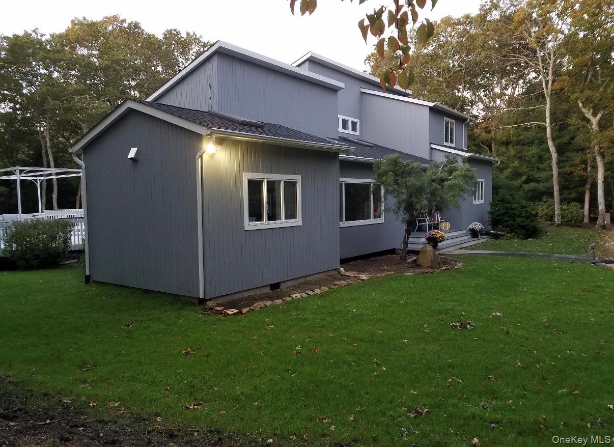 #2 photo, 10 Skyes Neck Court, East Quogue , NY 11942