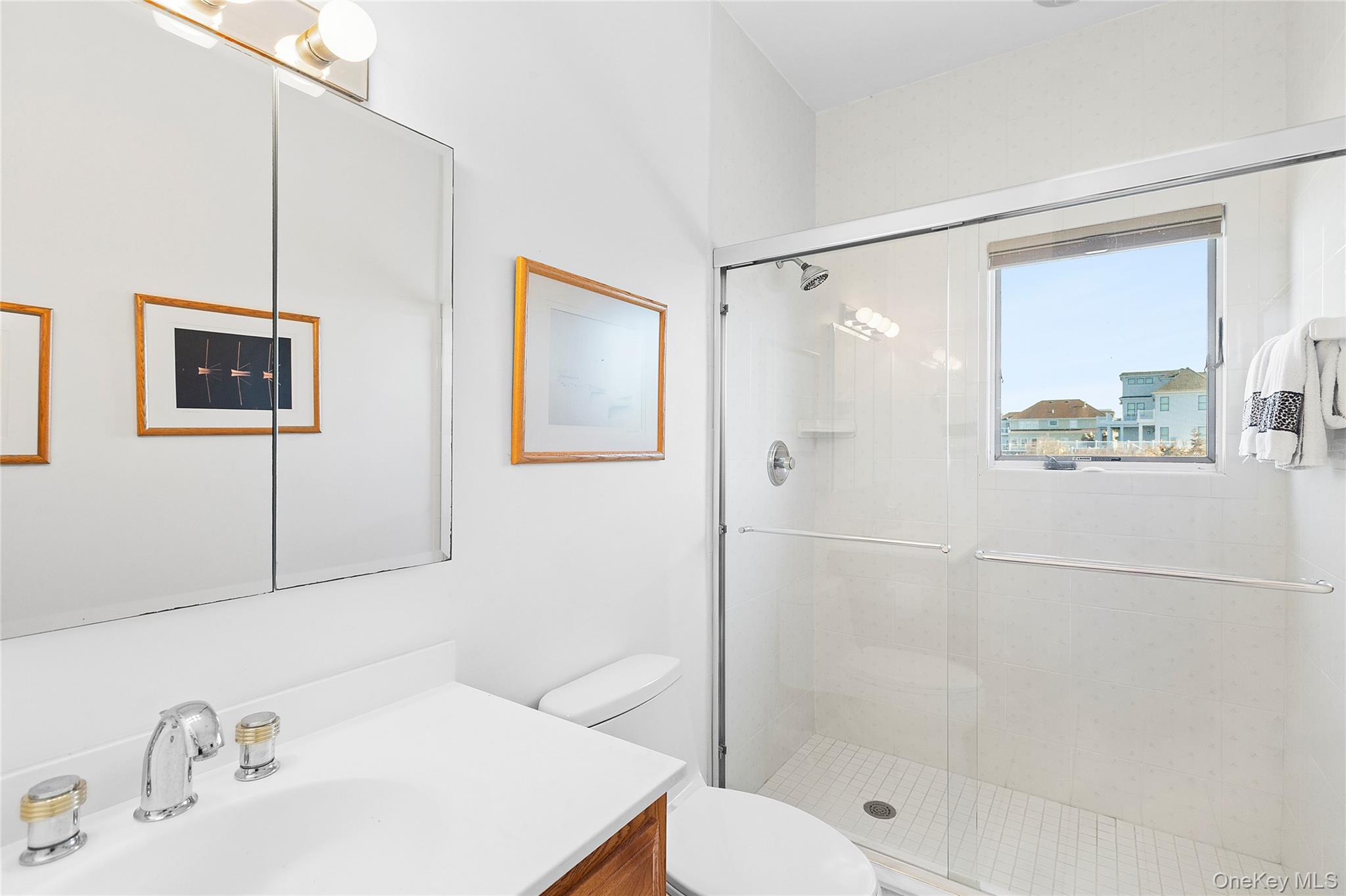 #11 photo, 8 Dune Lane, Westhampton Dunes , NY 11978