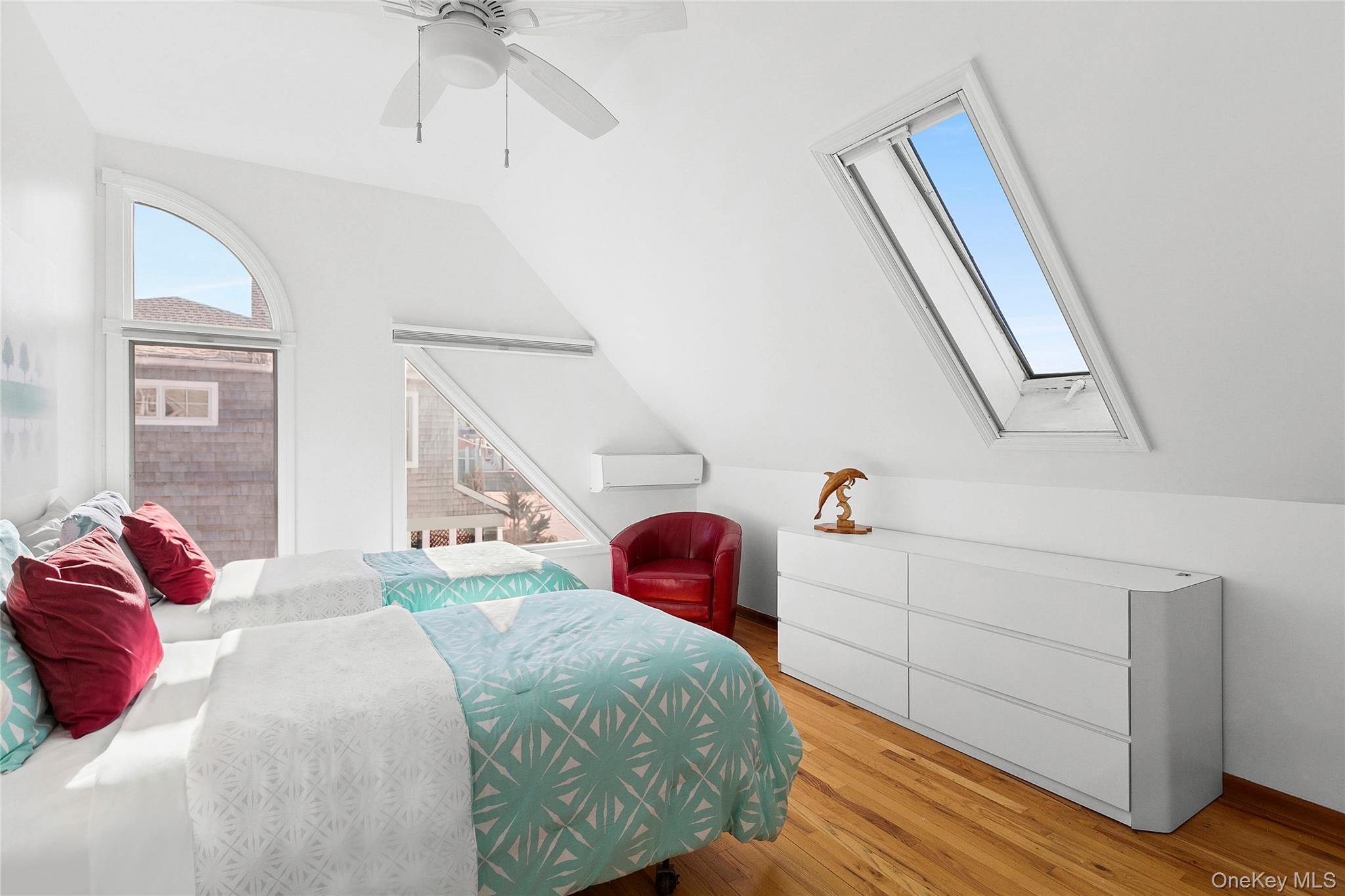 #16 photo, 8 Dune Lane, Westhampton Dunes , NY 11978