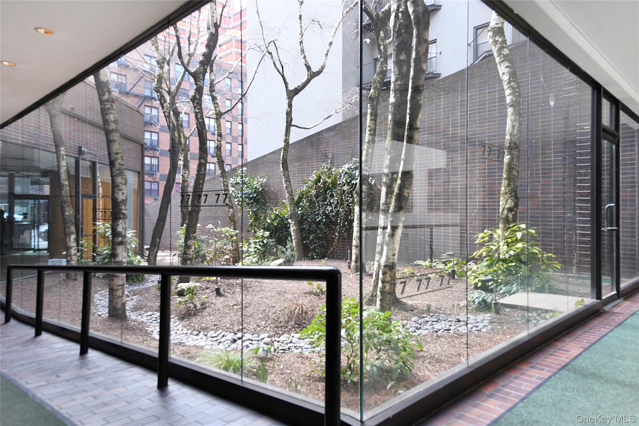 #2 photo, 77 Bleecker Street, मैनहटन New York (Manhattan) , NY 10012