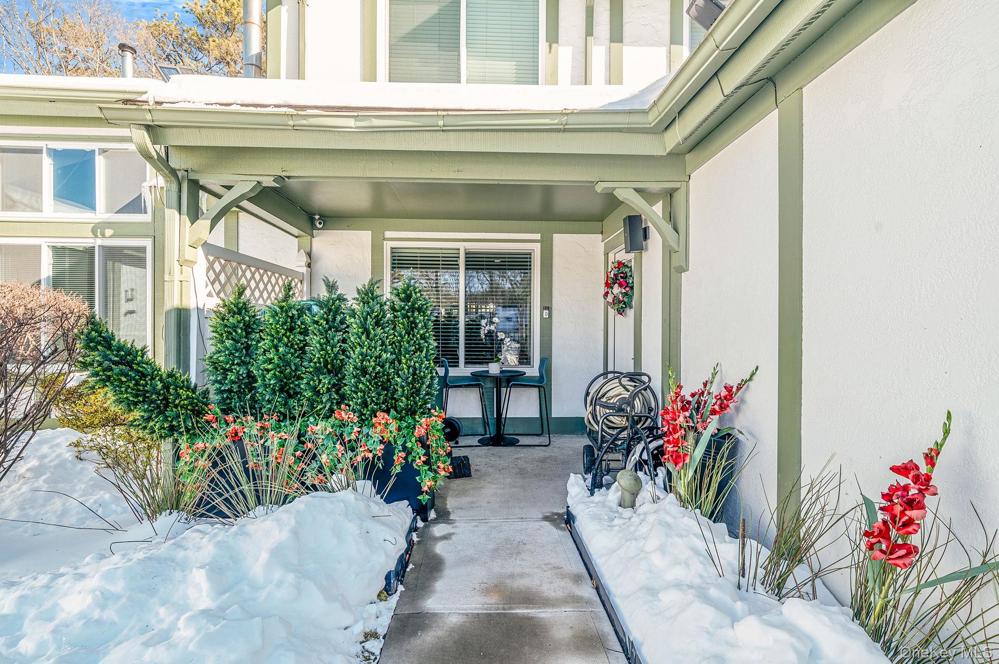 #2 photo, 97 Drexelgate Court, Middle Island , NY 11953