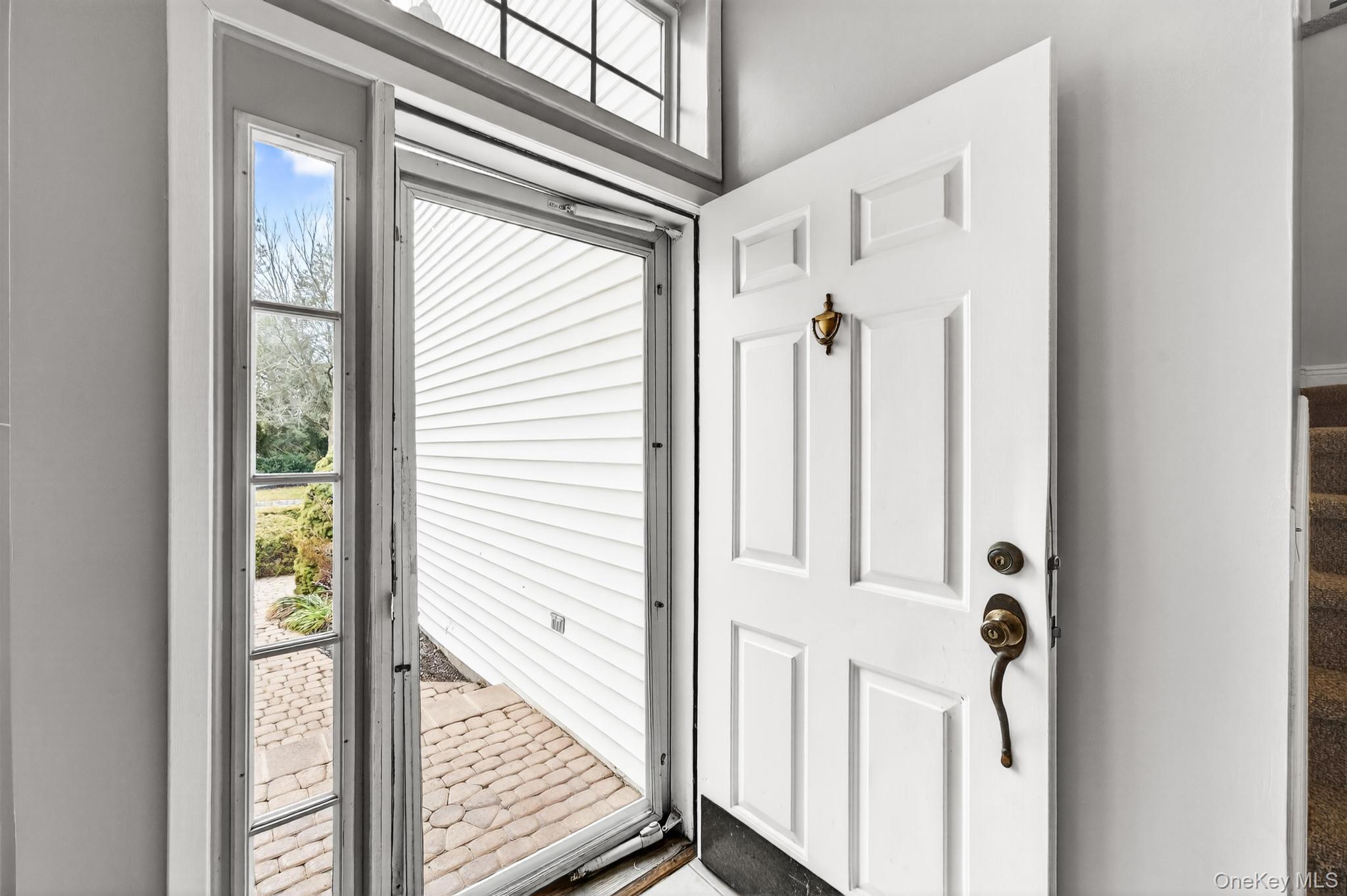 #3 photo, 27 Hamlet Drive, Commack , NY 11725