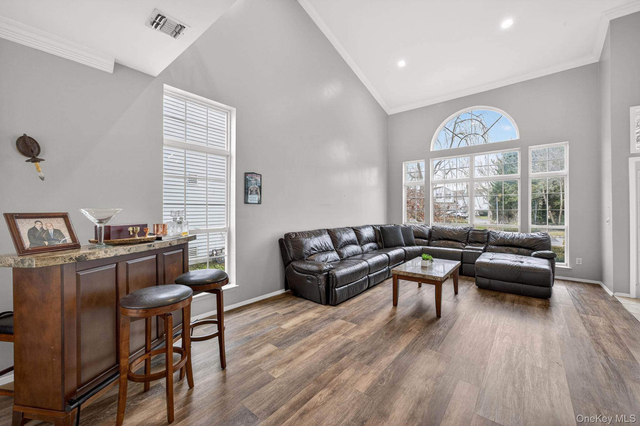 #6 photo, 27 Hamlet Drive, Commack , NY 11725