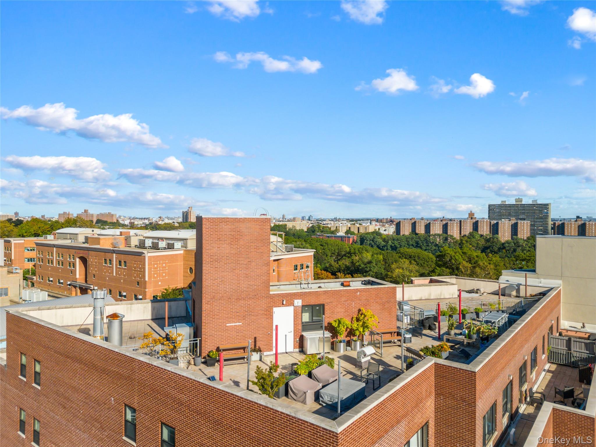 #17 photo, 456 W 167th Street, मैनहटन New York (Manhattan) , NY 10032