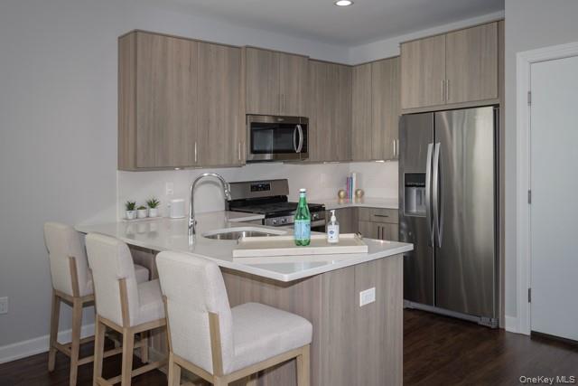 #3 photo, 193 Sutton Court, Mount Sinai , NY 11766