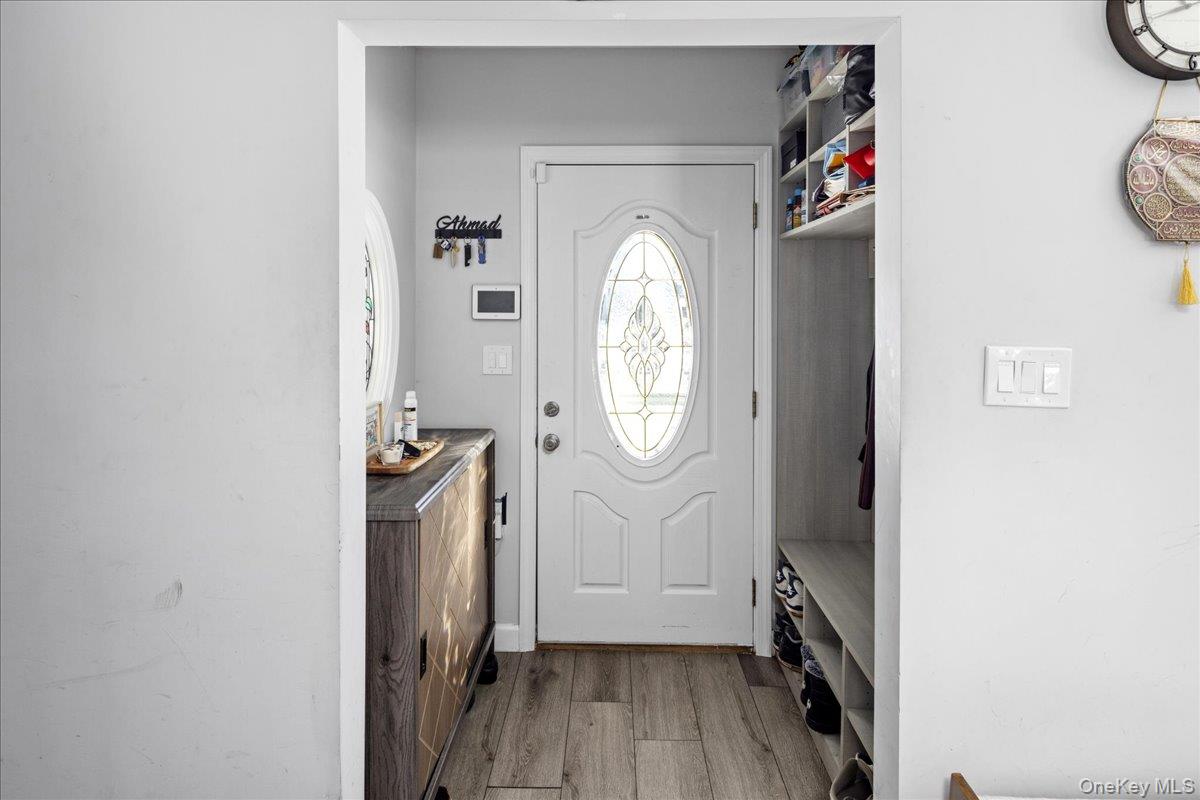 #9 photo, 2 Violet Lane, Levittown , NY 11756