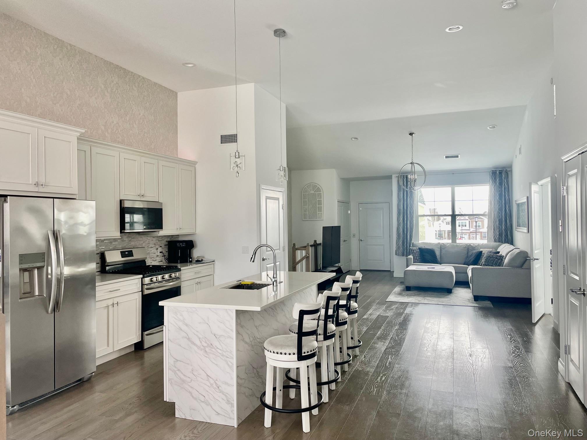 #2 photo, 278 Silver Timber Drive, Yaphank , NY 11980