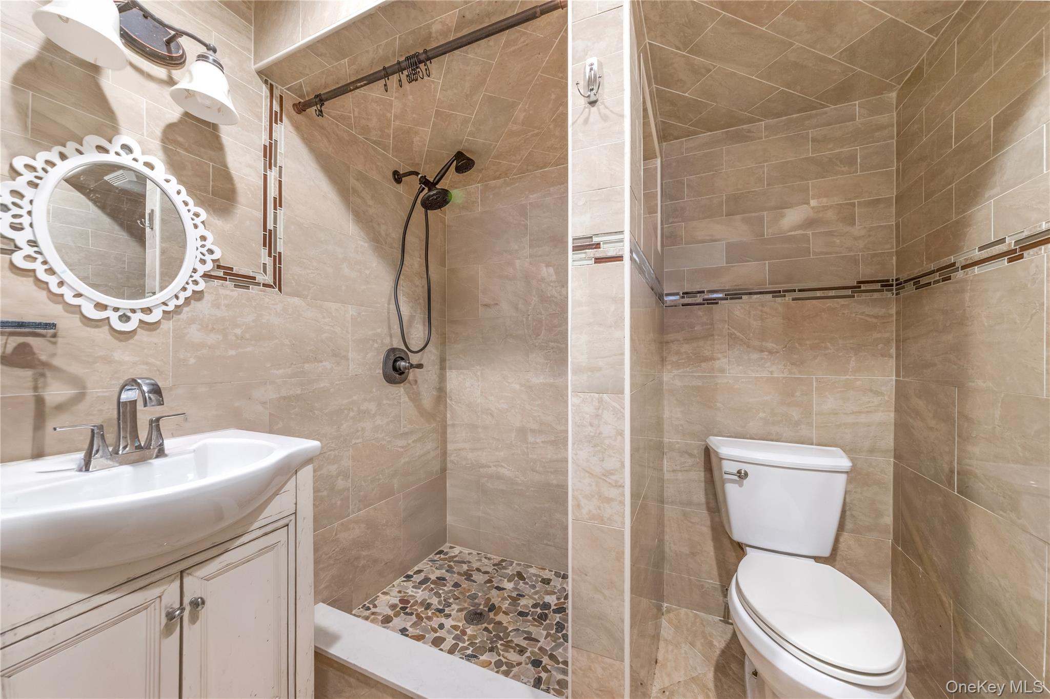 #9 photo, 588 Yetman Avenue, Staten Island , NY 10307