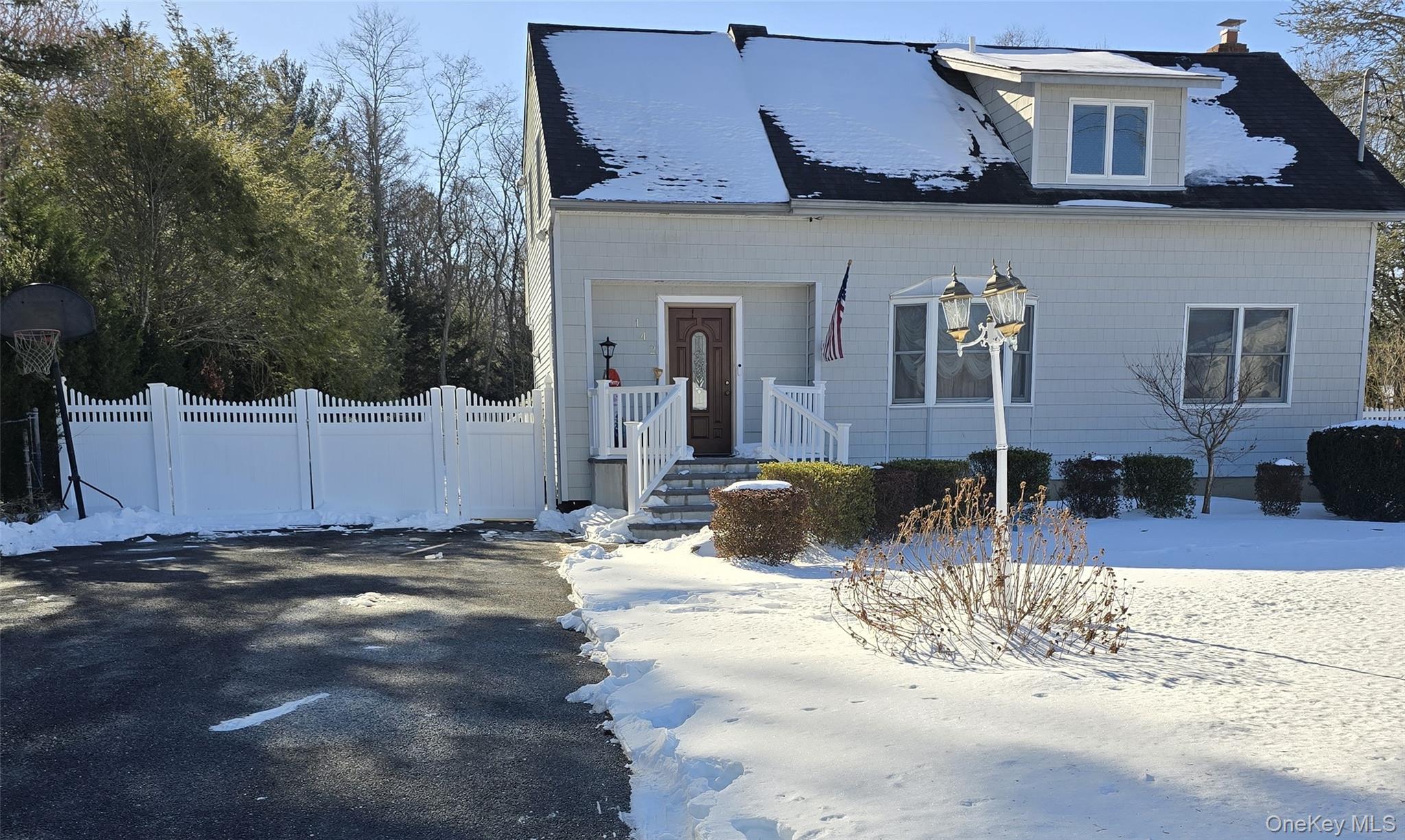 #1 photo, 142 Jamaica Avenue, সাফোক কাউন্টি Medford , NY 11763