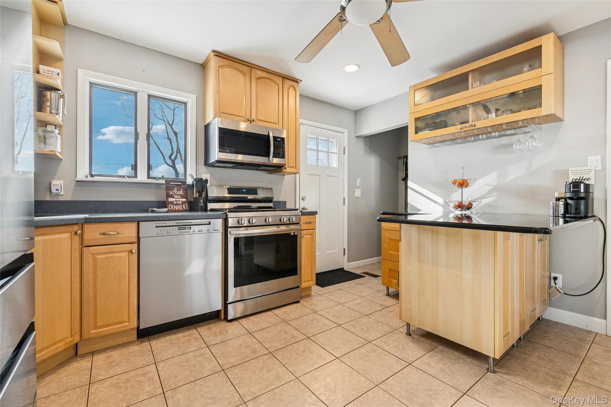 #10 photo, 18 W Court Drive, সাফোক কাউন্টি Centereach , NY 11720