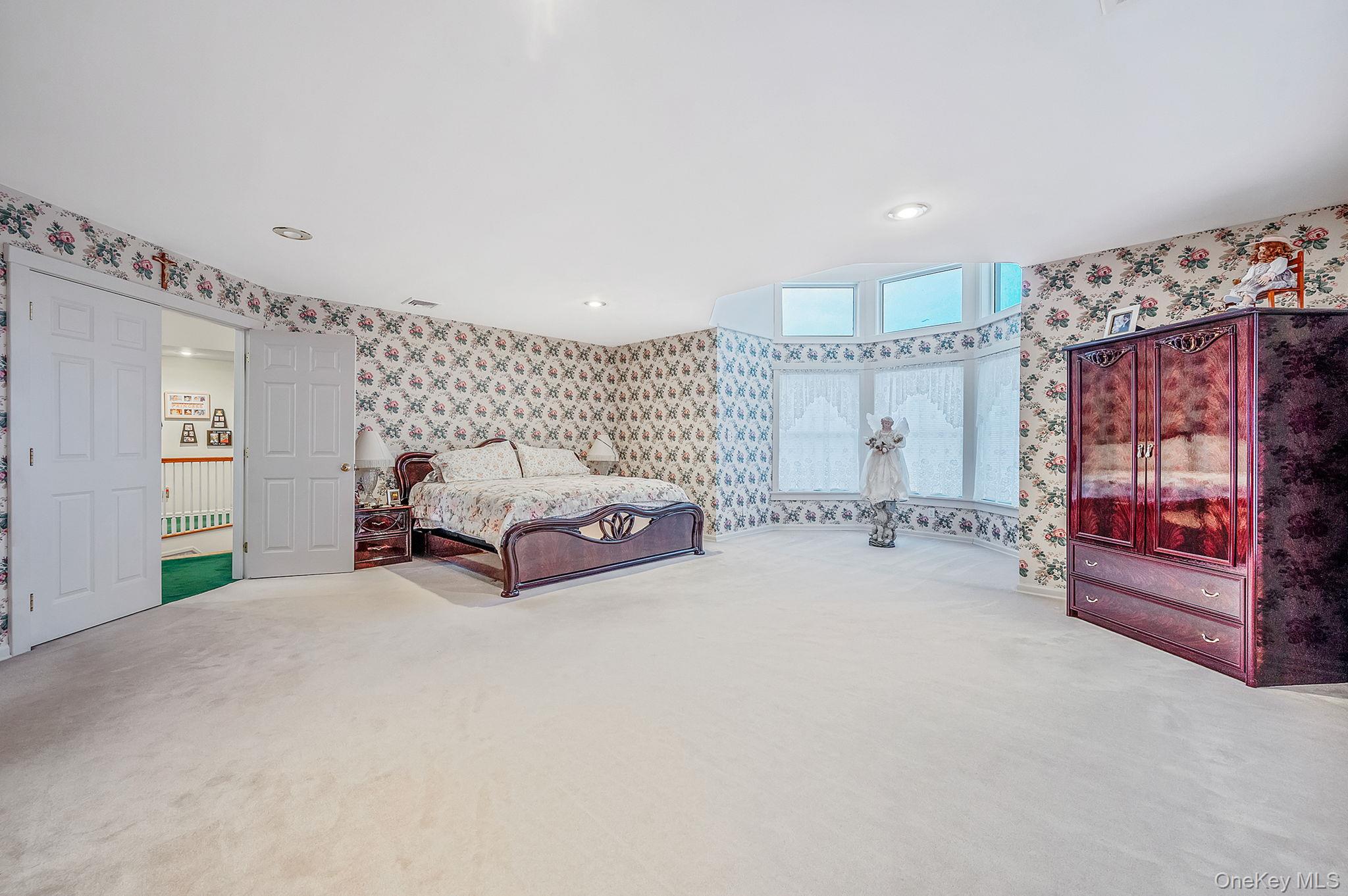 #18 photo, 3 Moss Creek Lane, East Patchogue , NY 11772