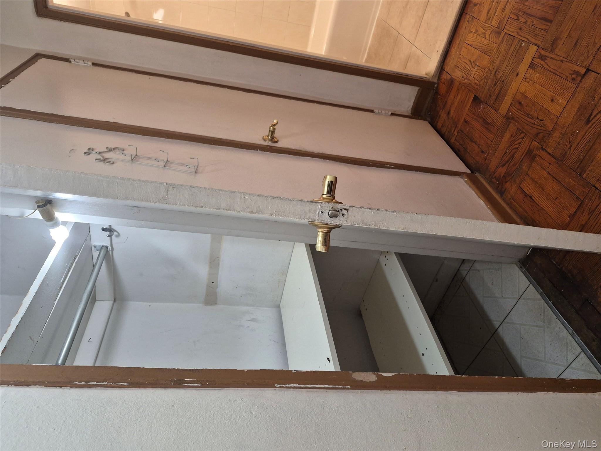 #13 photo, 8604 Grand Avenue, কুইন্‌স Elmhurst , NY 11373