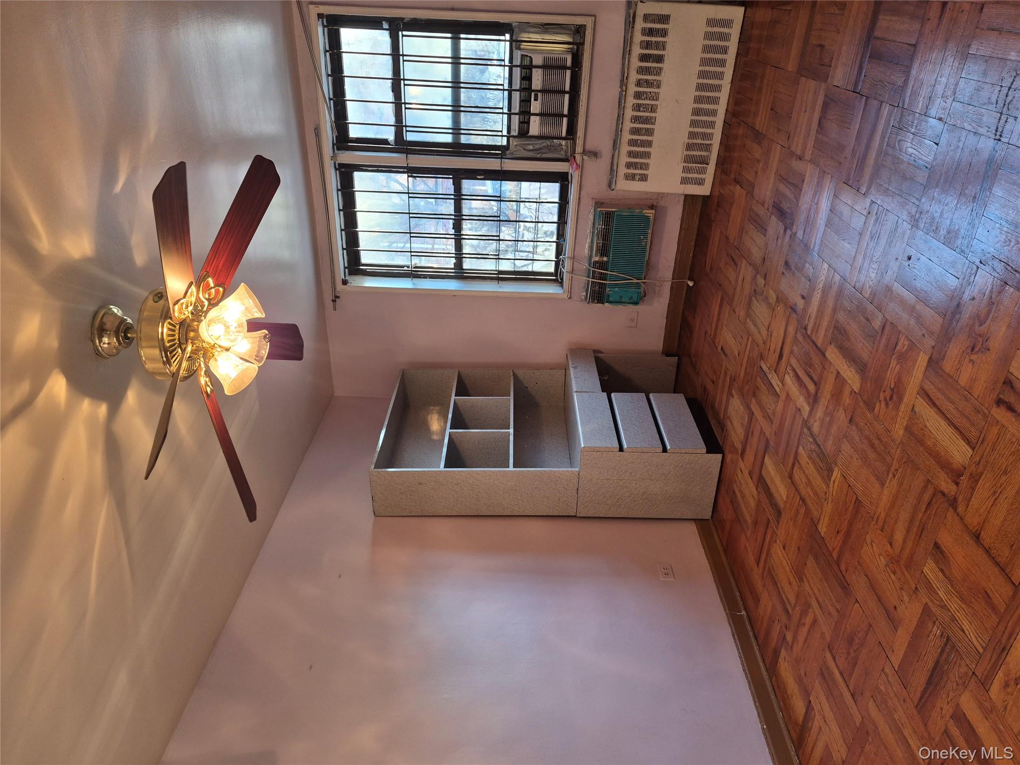 #2 photo, 8604 Grand Avenue, কুইন্‌স Elmhurst , NY 11373