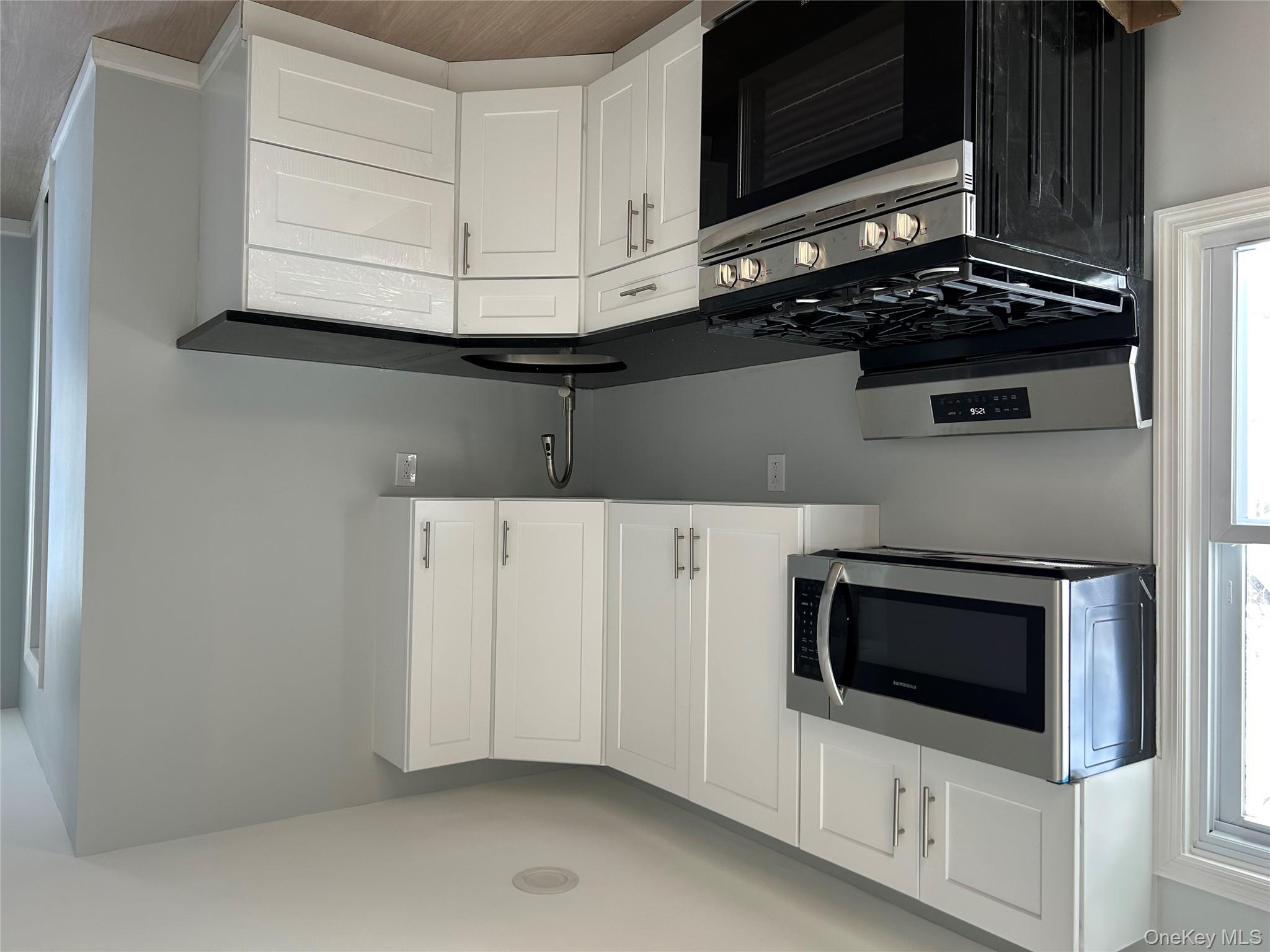 #2 photo, 14 Spooner Street, Floral Park , NY 11001