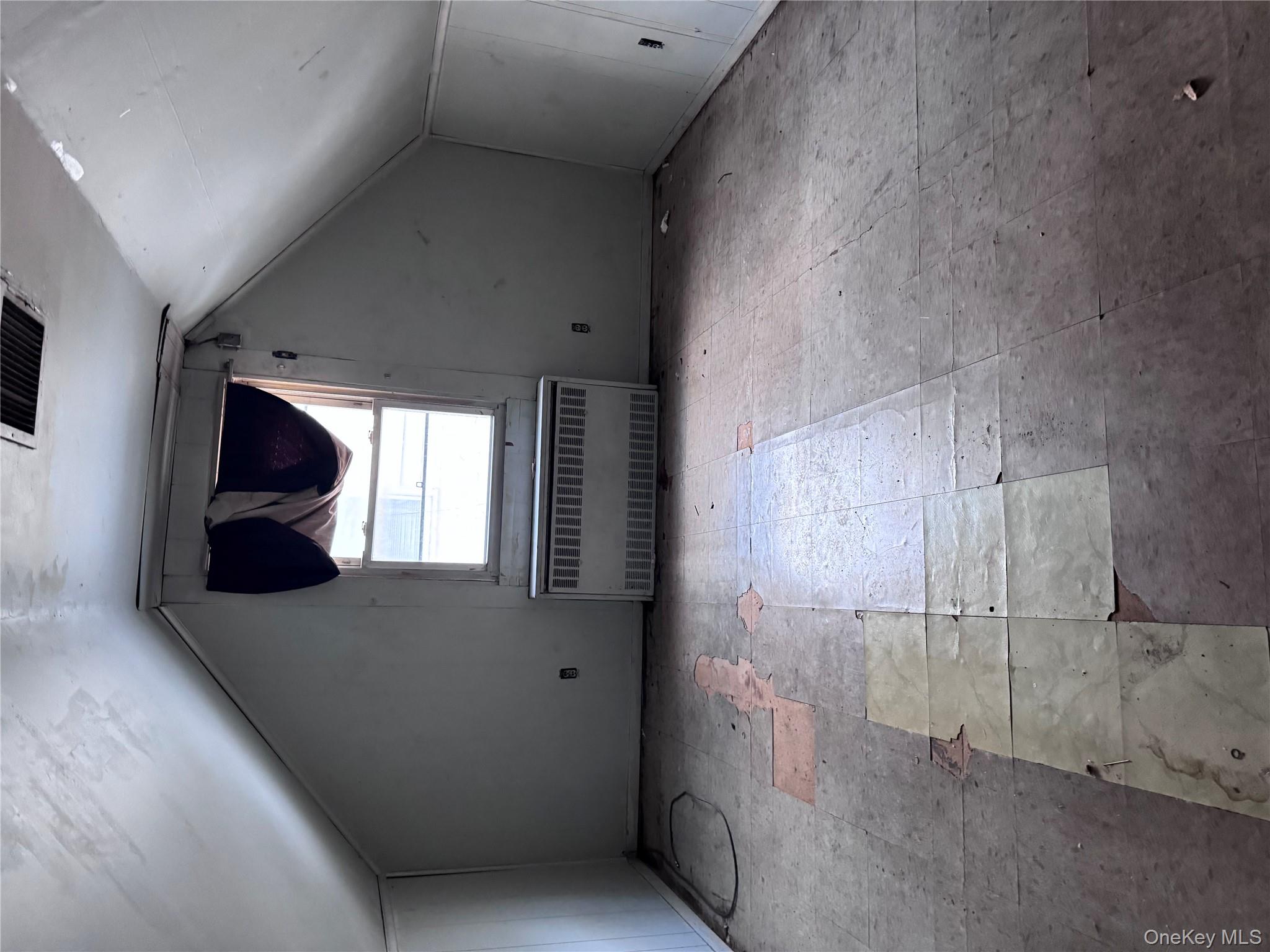 #10 photo, 728 Martin Drive, Uniondale , NY 11553