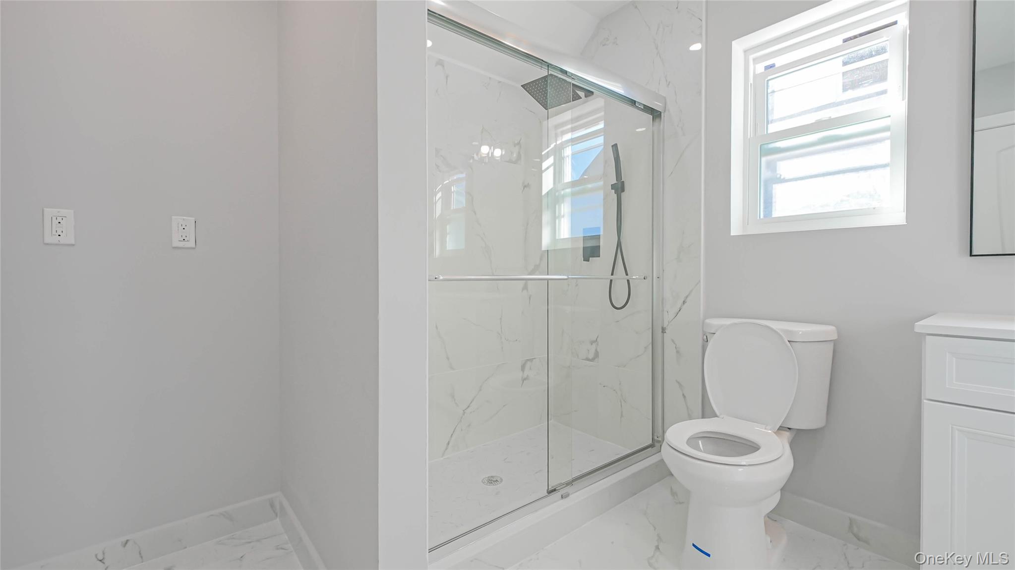 #6 photo, 436 E 5th Street, Mount Vernon , NY 10553