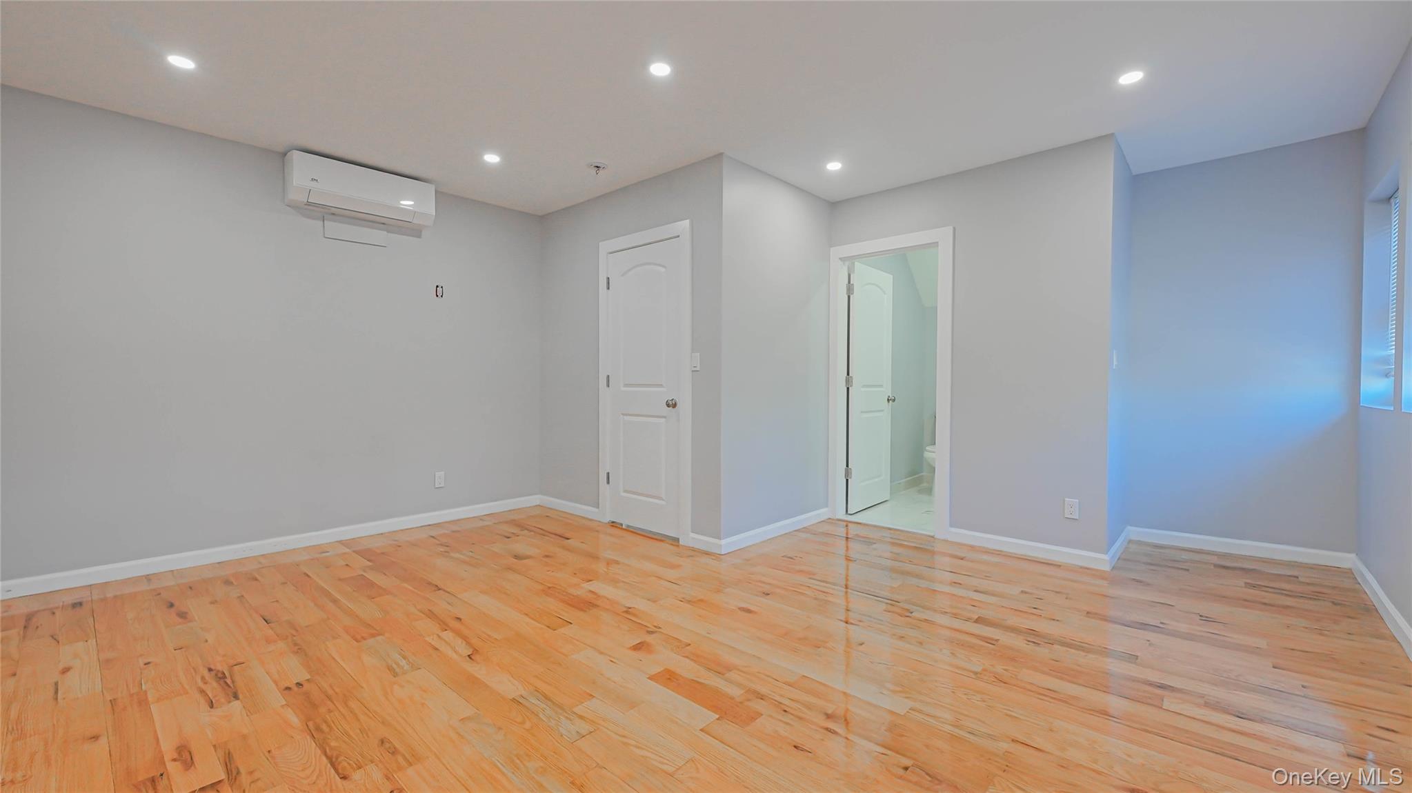 #8 photo, 436 E 5th Street, Mount Vernon , NY 10553