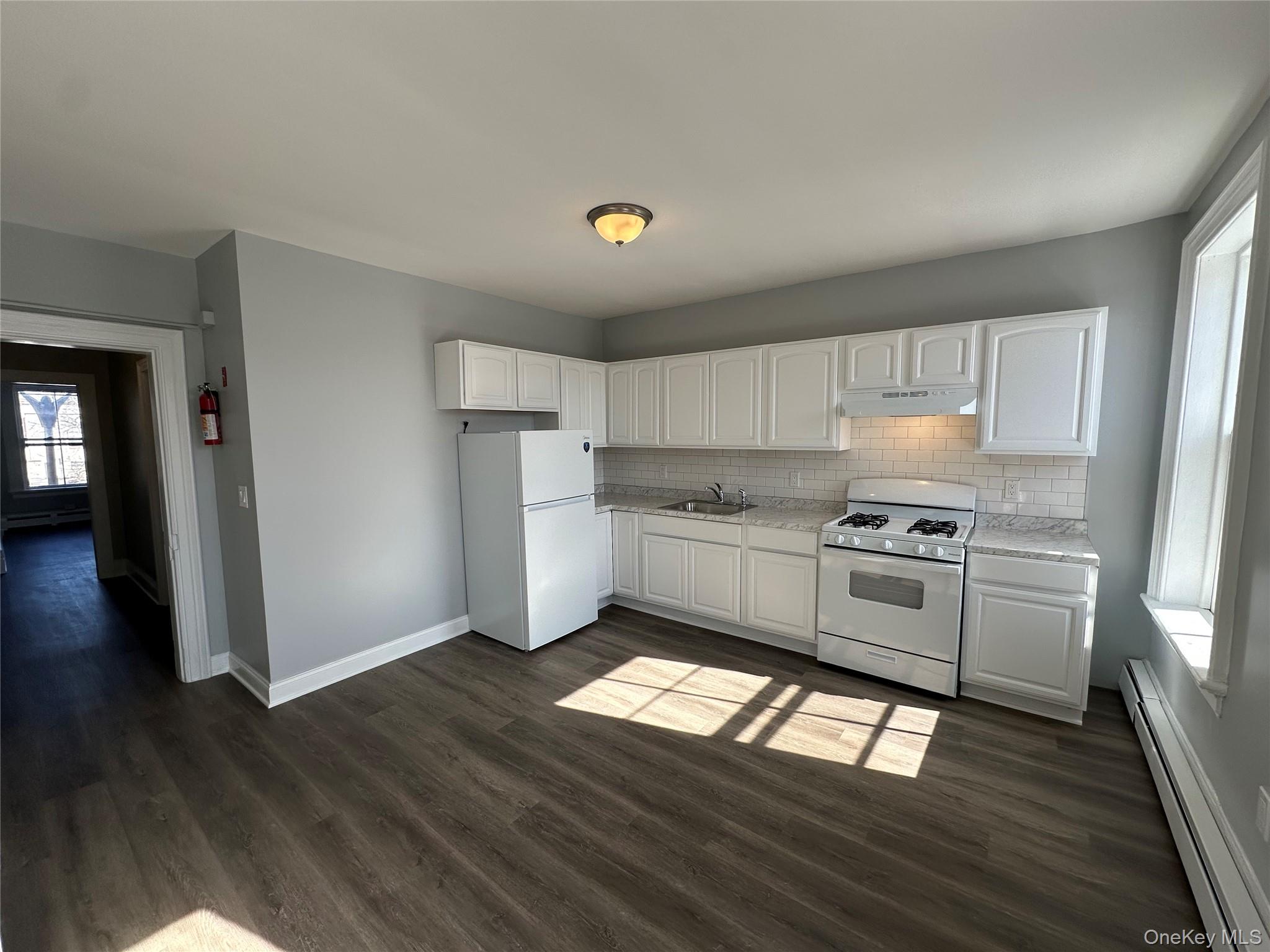 #10 photo, 87 Broadway, 뉴욕주 Newburgh , NY 12550