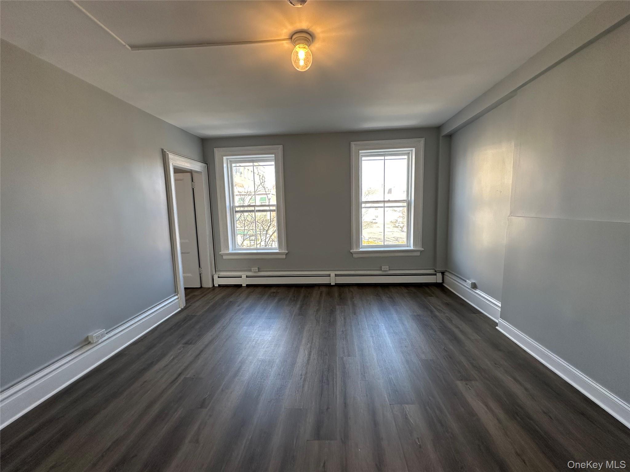 #19 photo, 87 Broadway, 뉴욕주 Newburgh , NY 12550