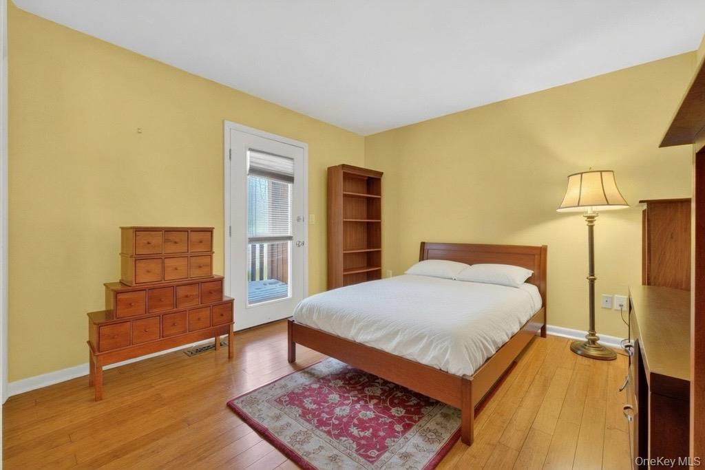 #16 photo, 202 Falcon Court, Poughkeepsie , NY 12603