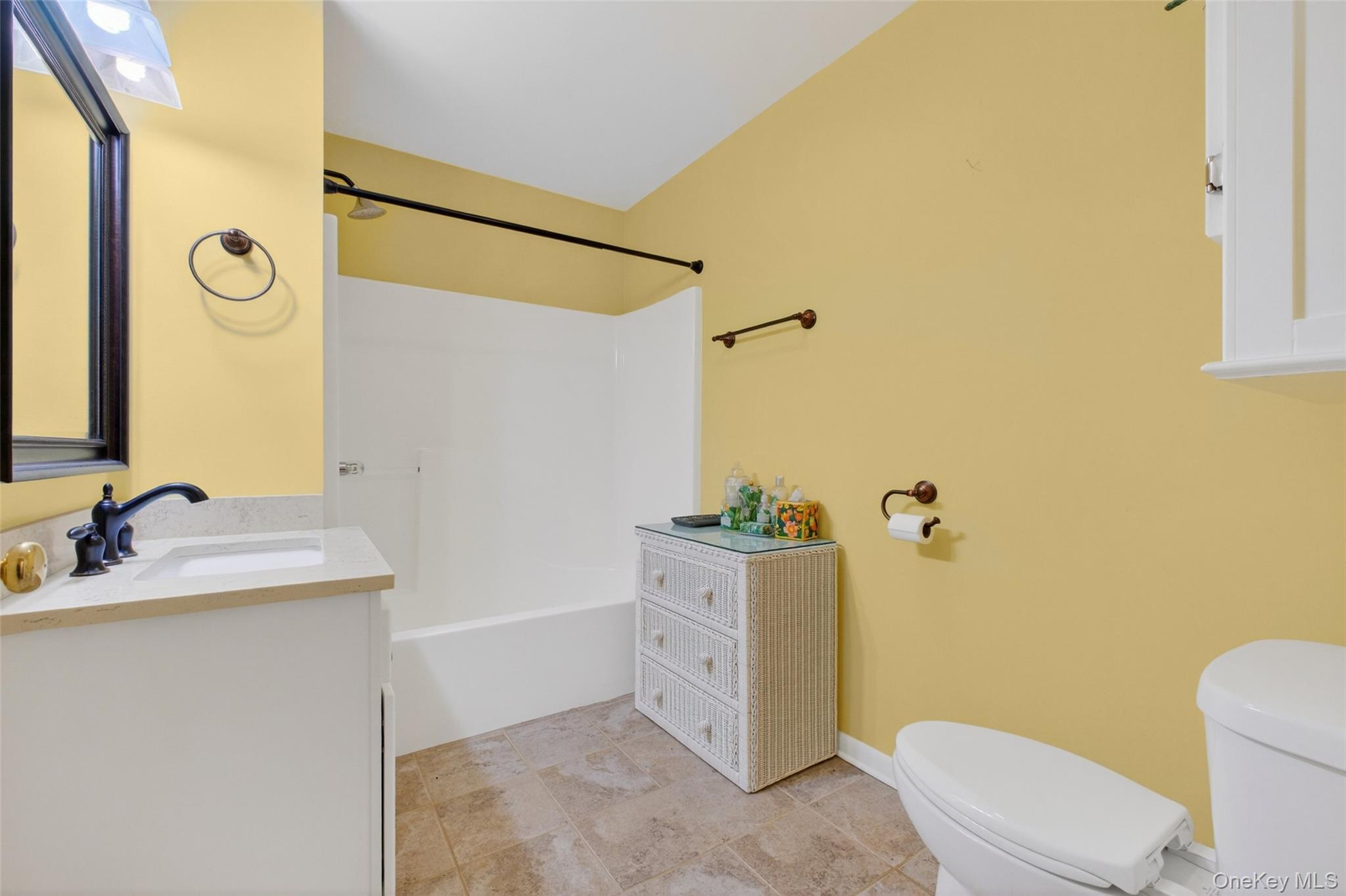 #17 photo, 202 Falcon Court, Poughkeepsie , NY 12603