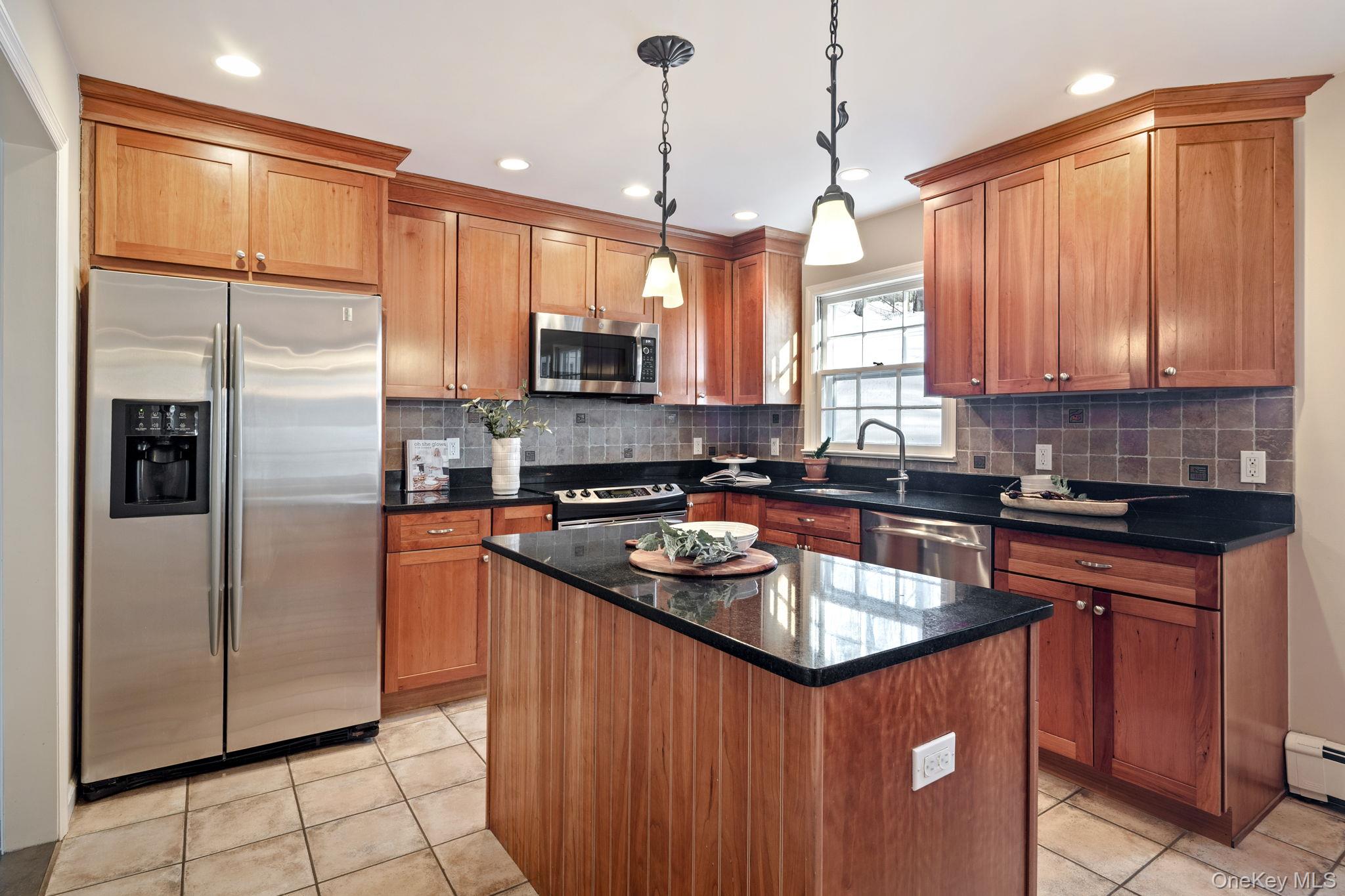 #19 photo, 9 Whitlaw Lane, Chappaqua , NY 10514