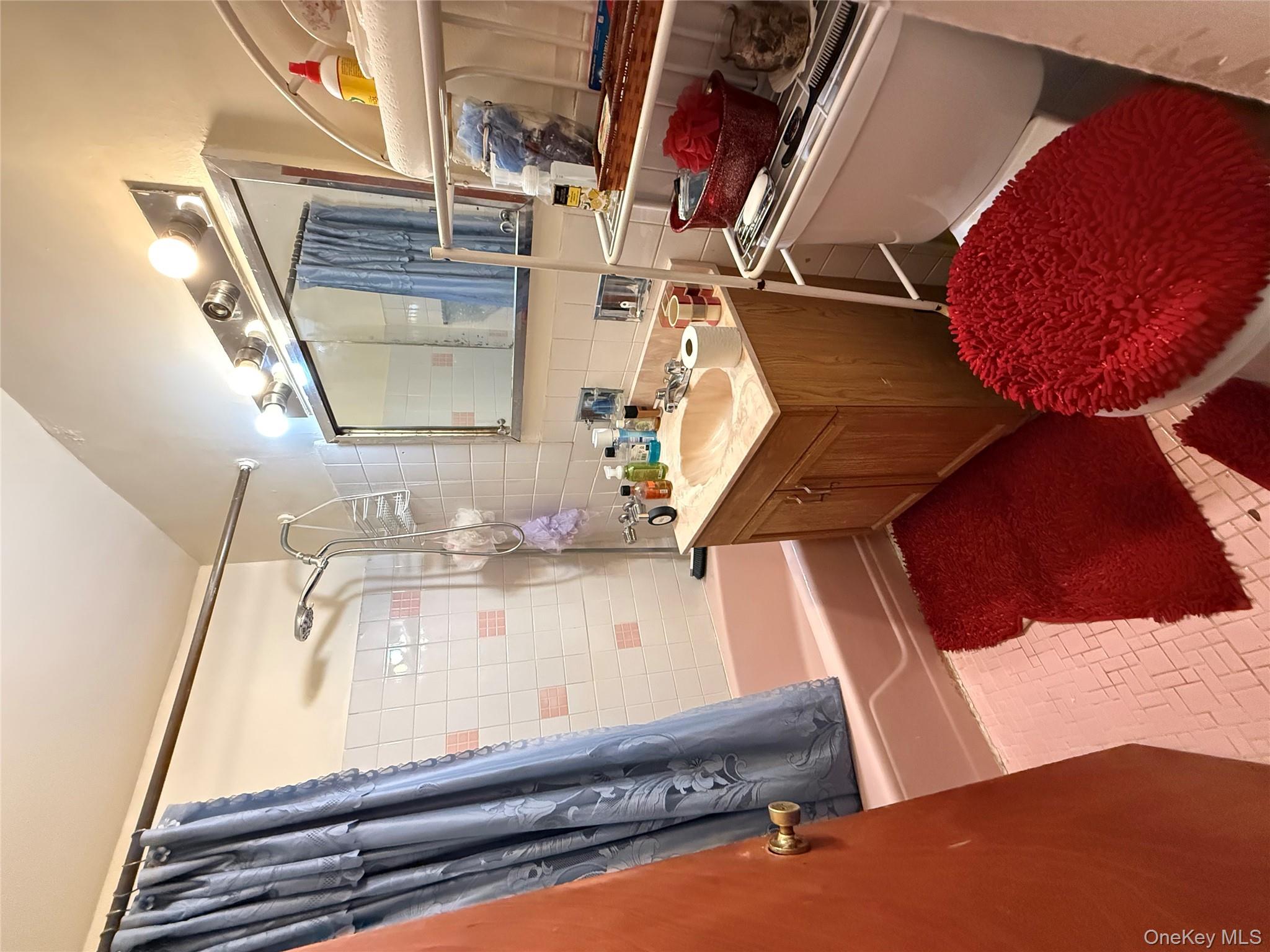 #4 photo, 4013 De Reimer Avenue, ব্রঙ্কস Bronx , NY 10466