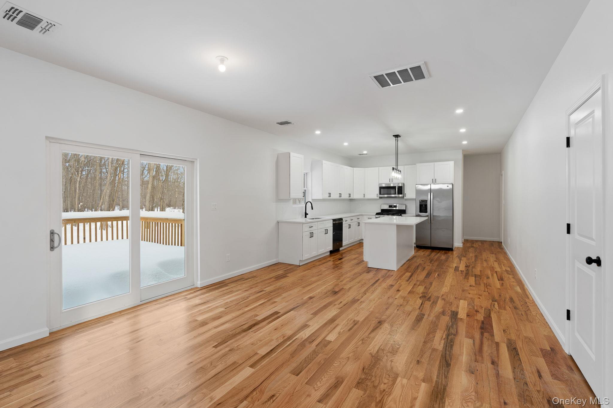 #7 photo, 28 Northern Avenue, Walden , NY 12586