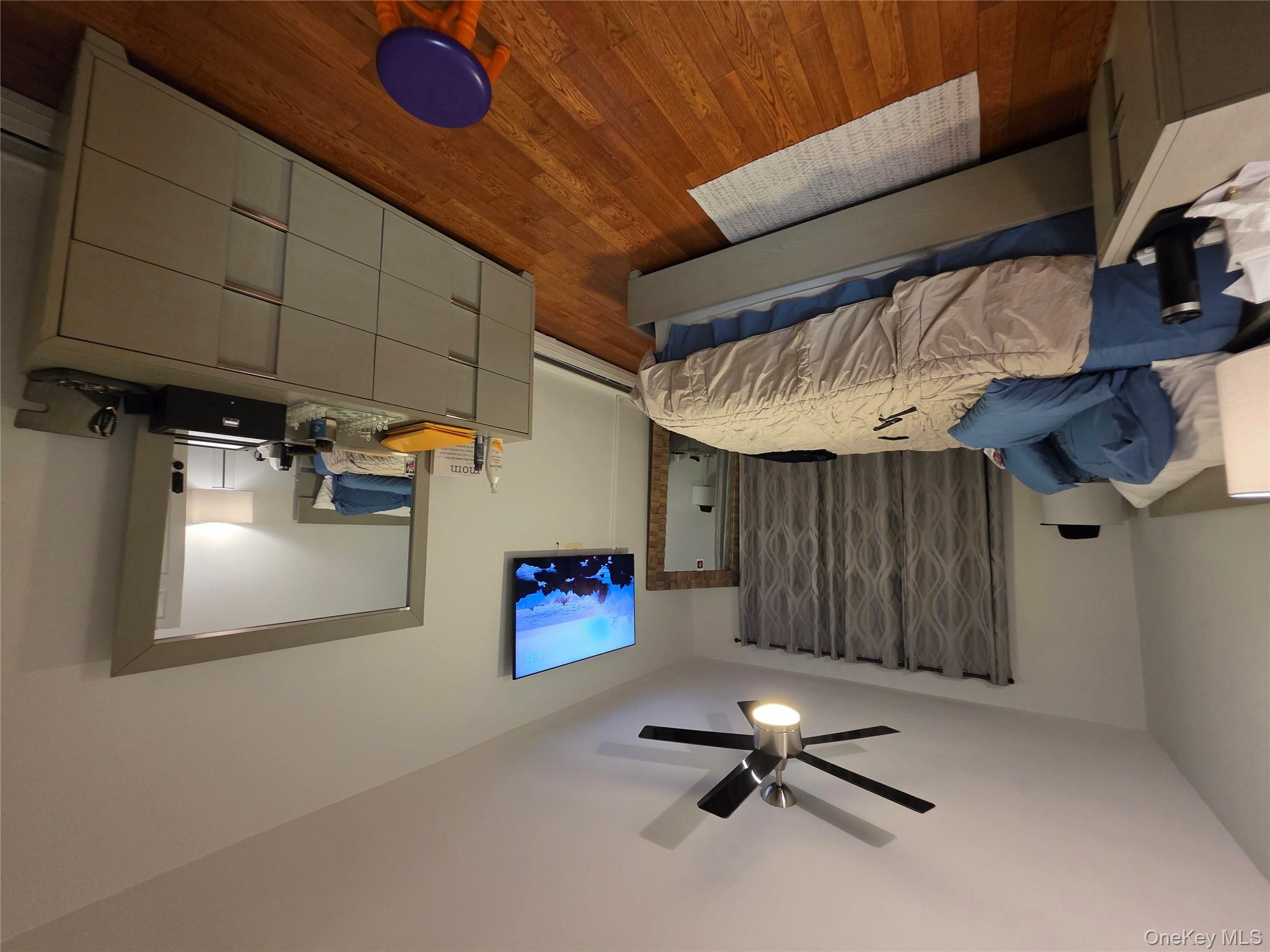 #7 photo, 2928 Wilson Avenue, Bronx , NY 10469