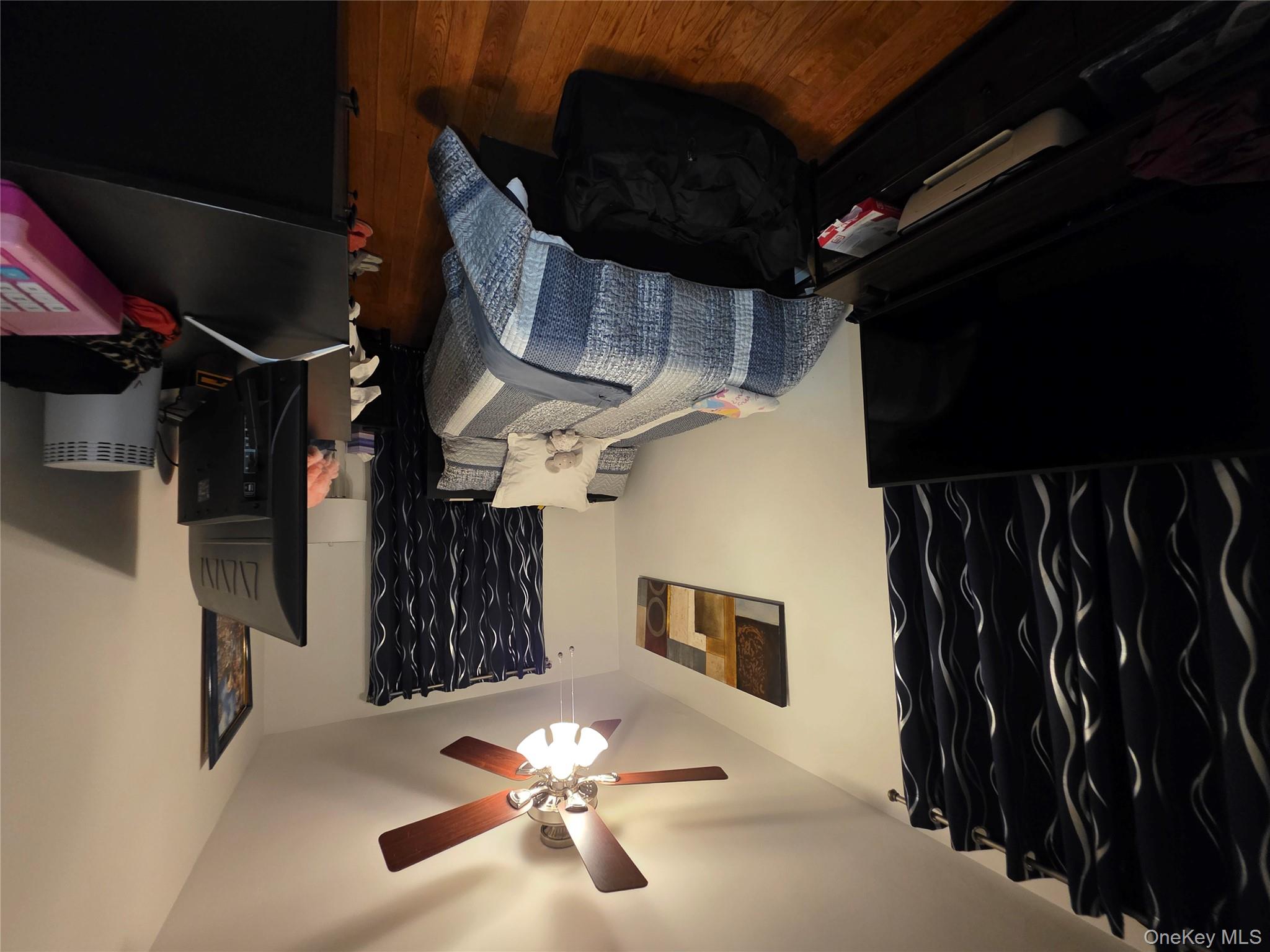 #8 photo, 2928 Wilson Avenue, Bronx , NY 10469