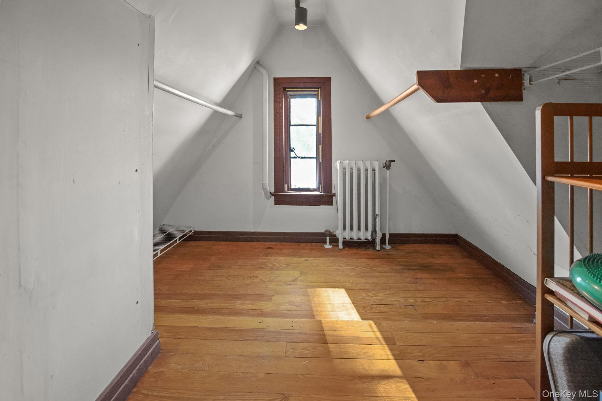 #20 photo, 19 Surrey Lane, Yonkers , NY 10710