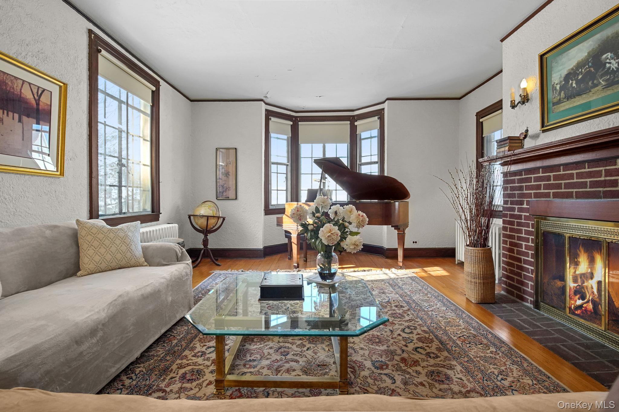 #5 photo, 19 Surrey Lane, Yonkers , NY 10710