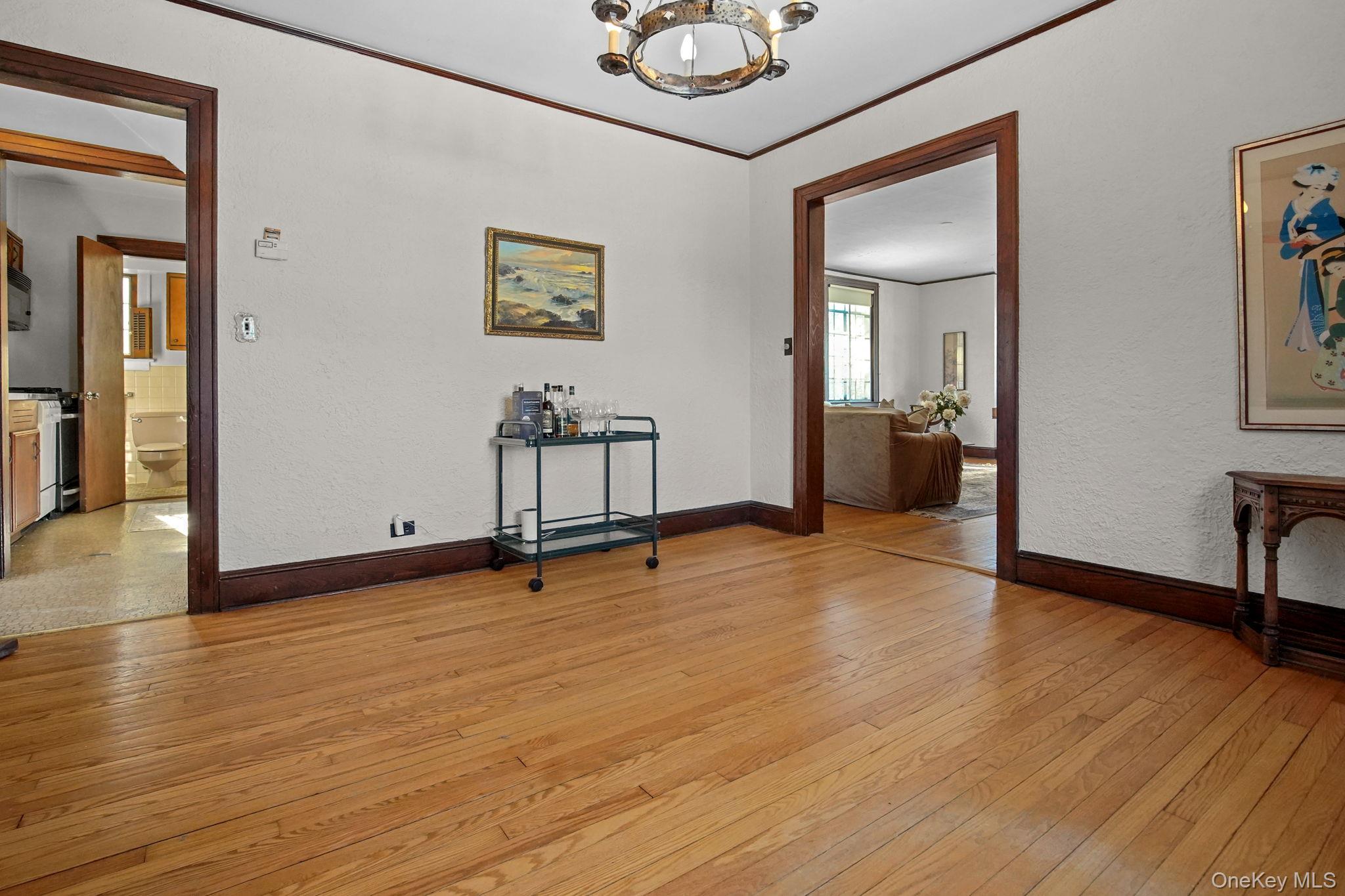 #9 photo, 19 Surrey Lane, Yonkers , NY 10710