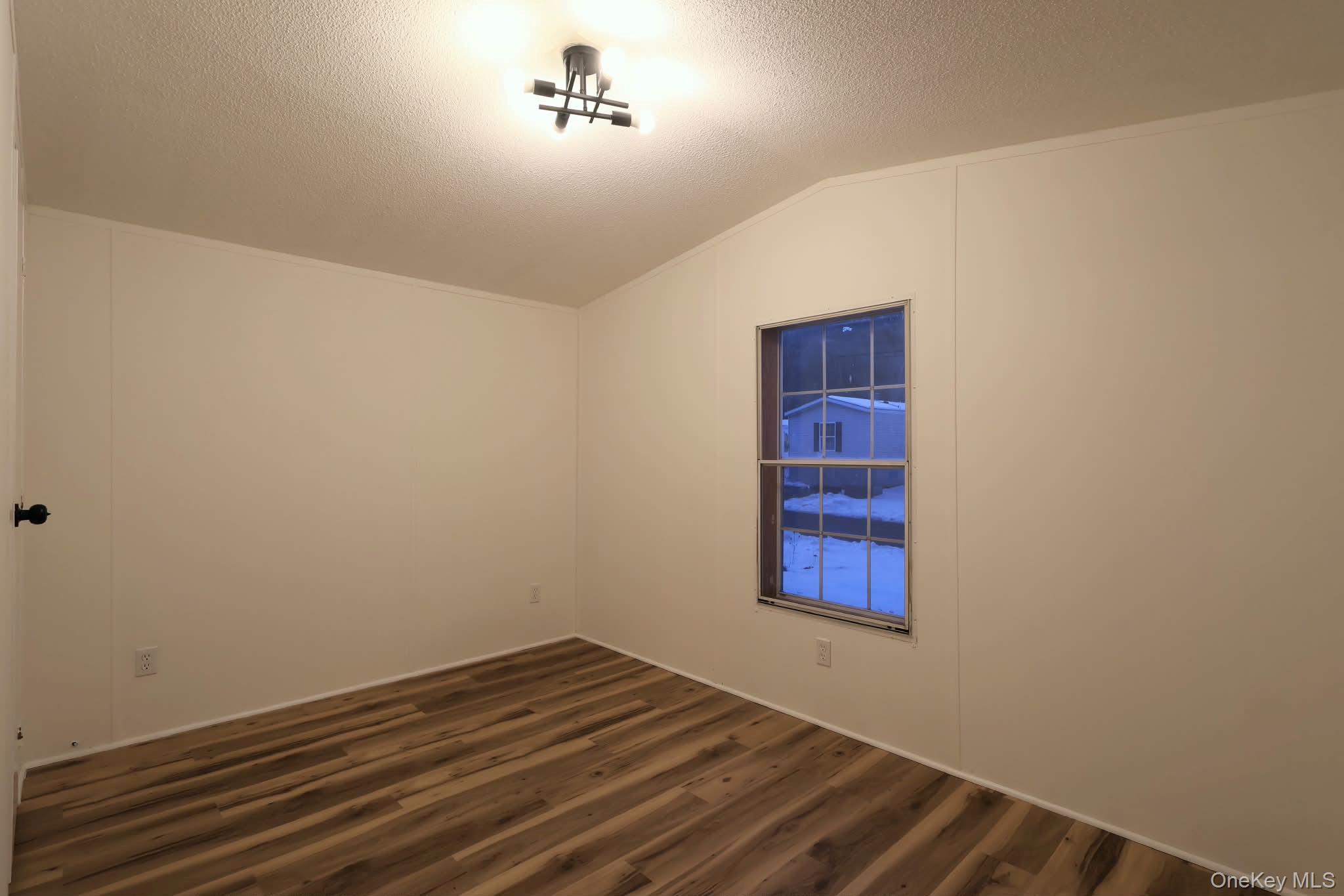 #7 photo, 23 Oak, Wurtsboro , NY 12790