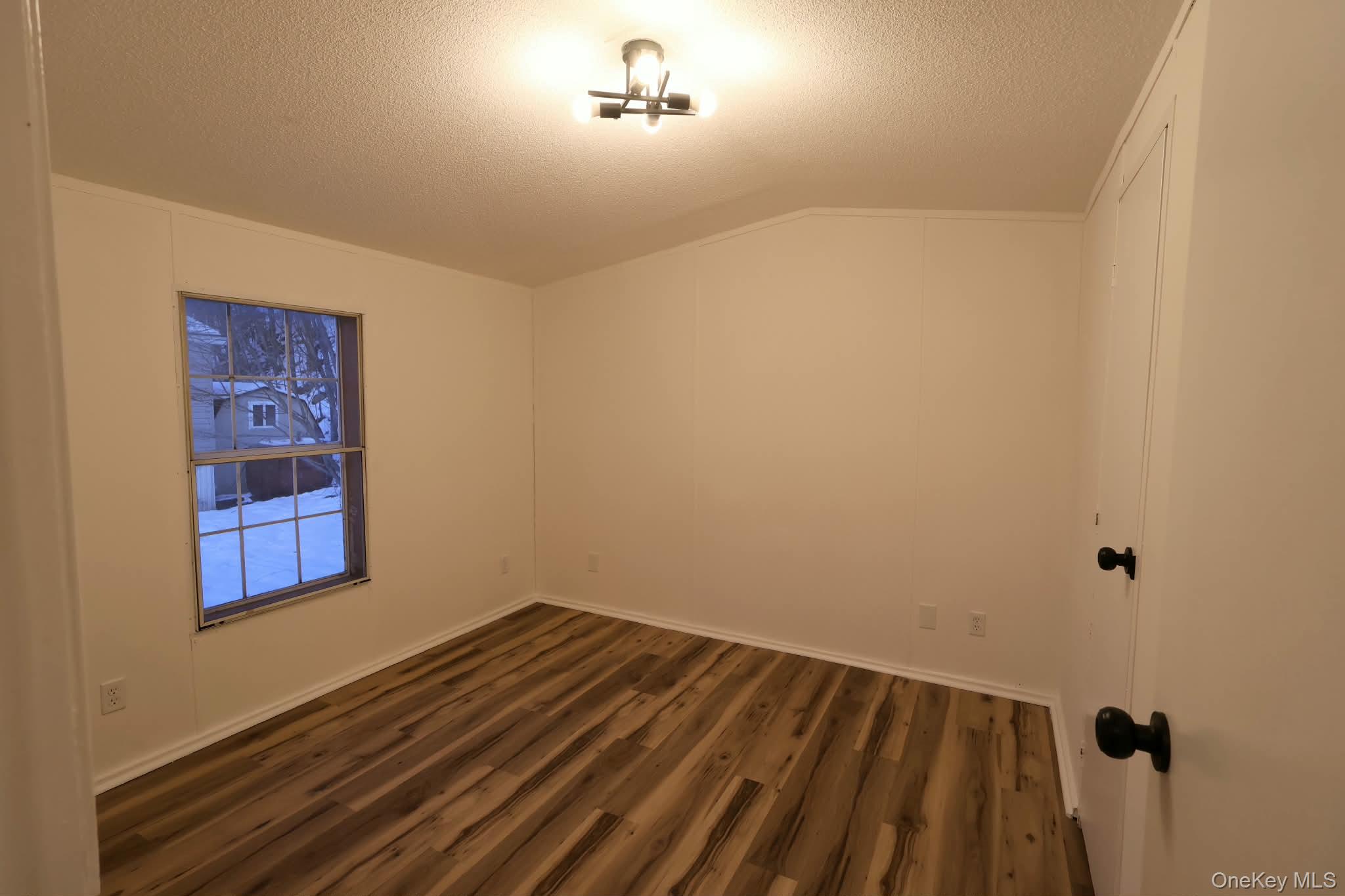 #9 photo, 23 Oak, Wurtsboro , NY 12790