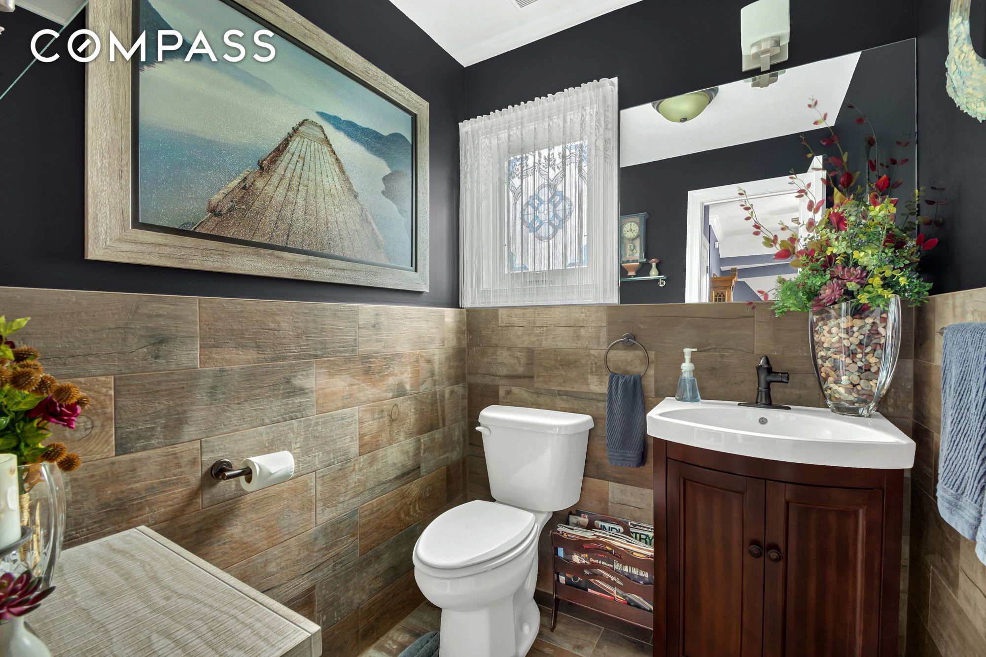 #17 photo, 909 Jewett Avenue, New York City , NY 10314