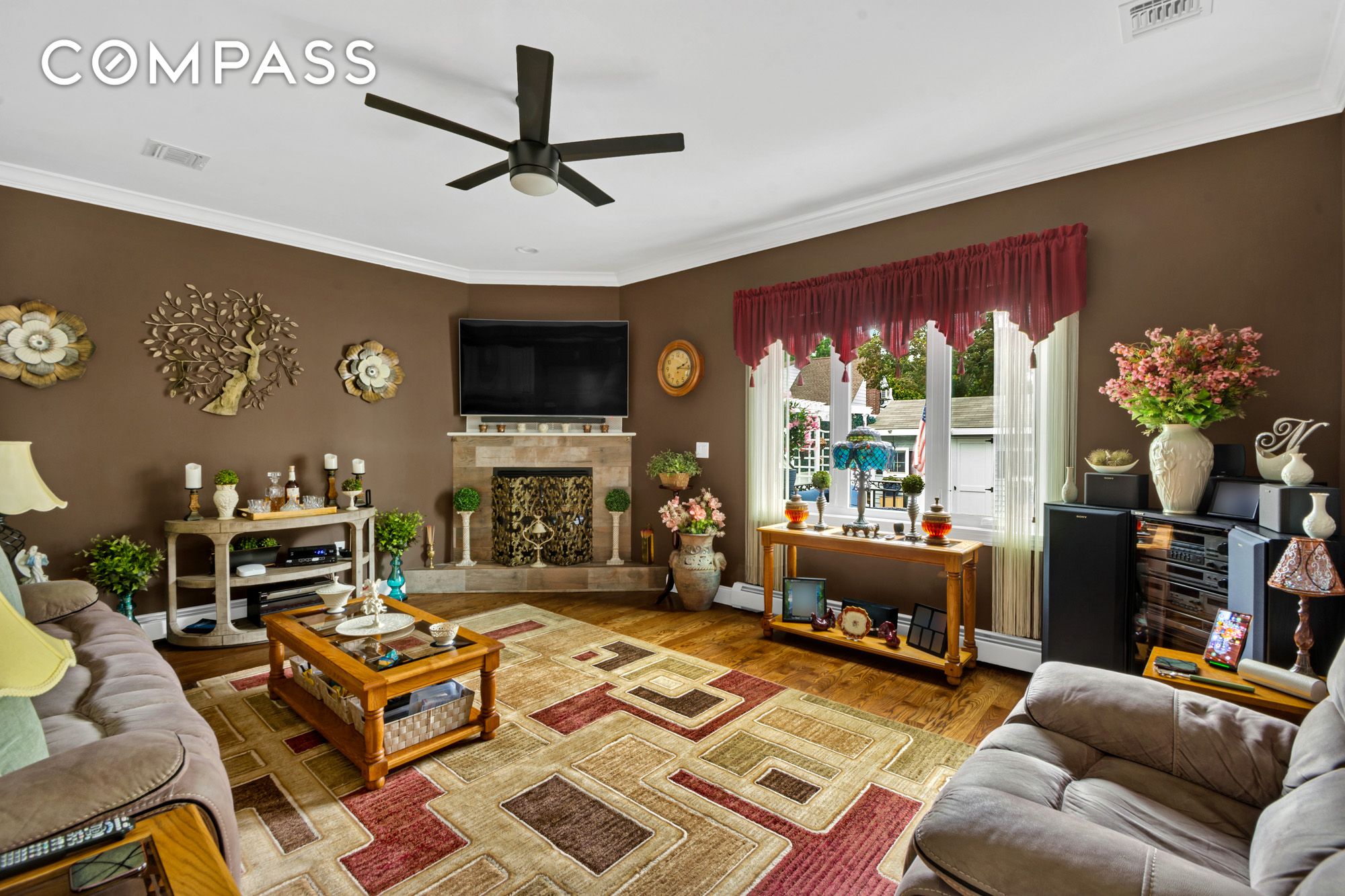 #8 photo, 909 Jewett Avenue, New York City , NY 10314